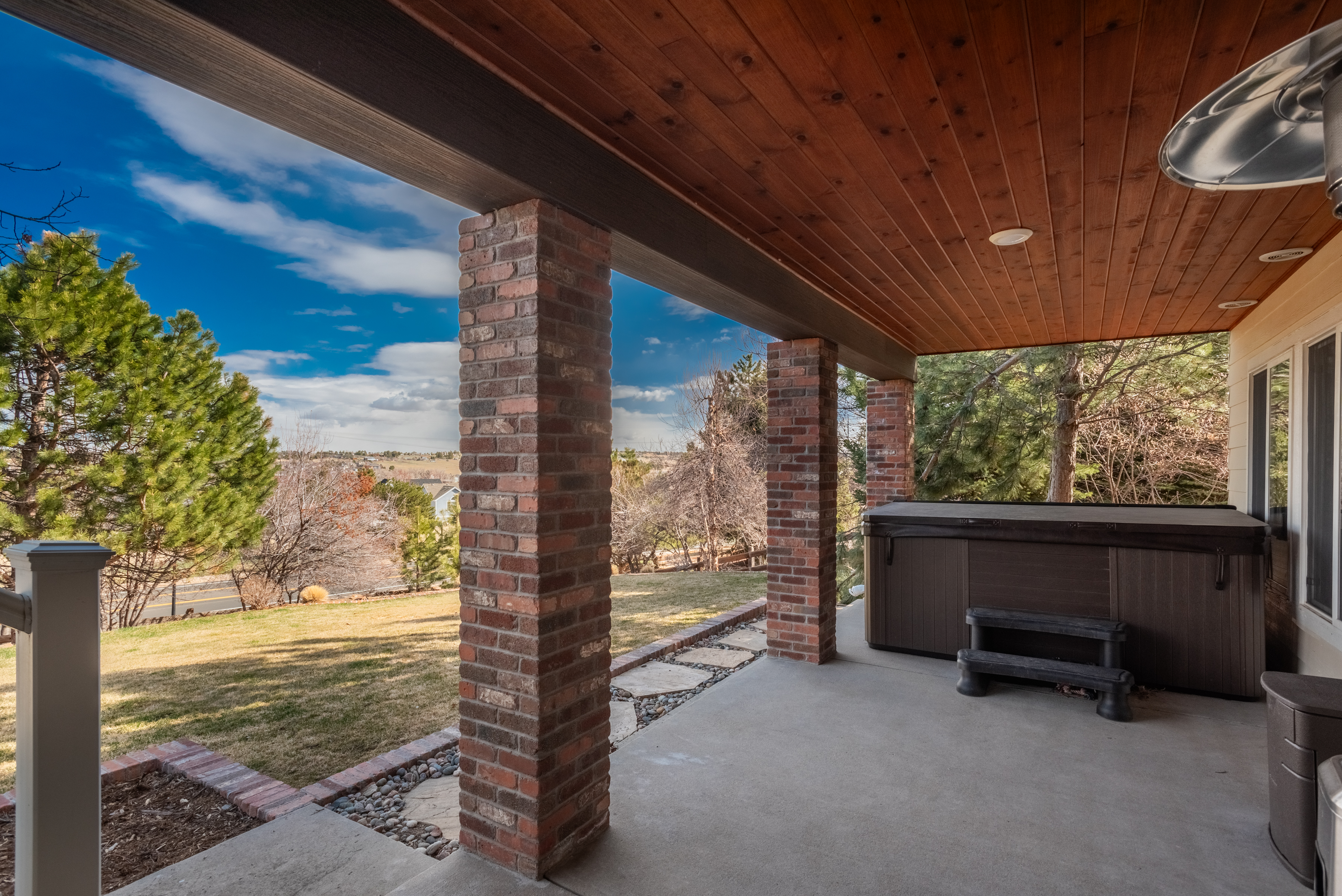 22155 Laurel Oak Drive 