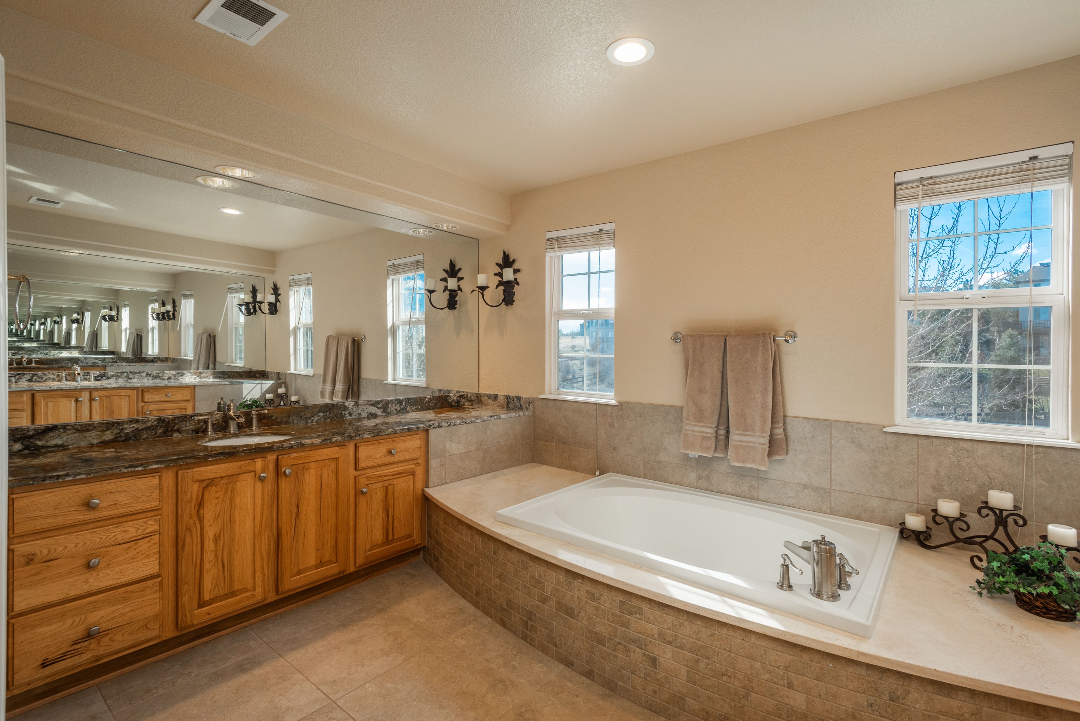 22155 Laurel Oak Drive 