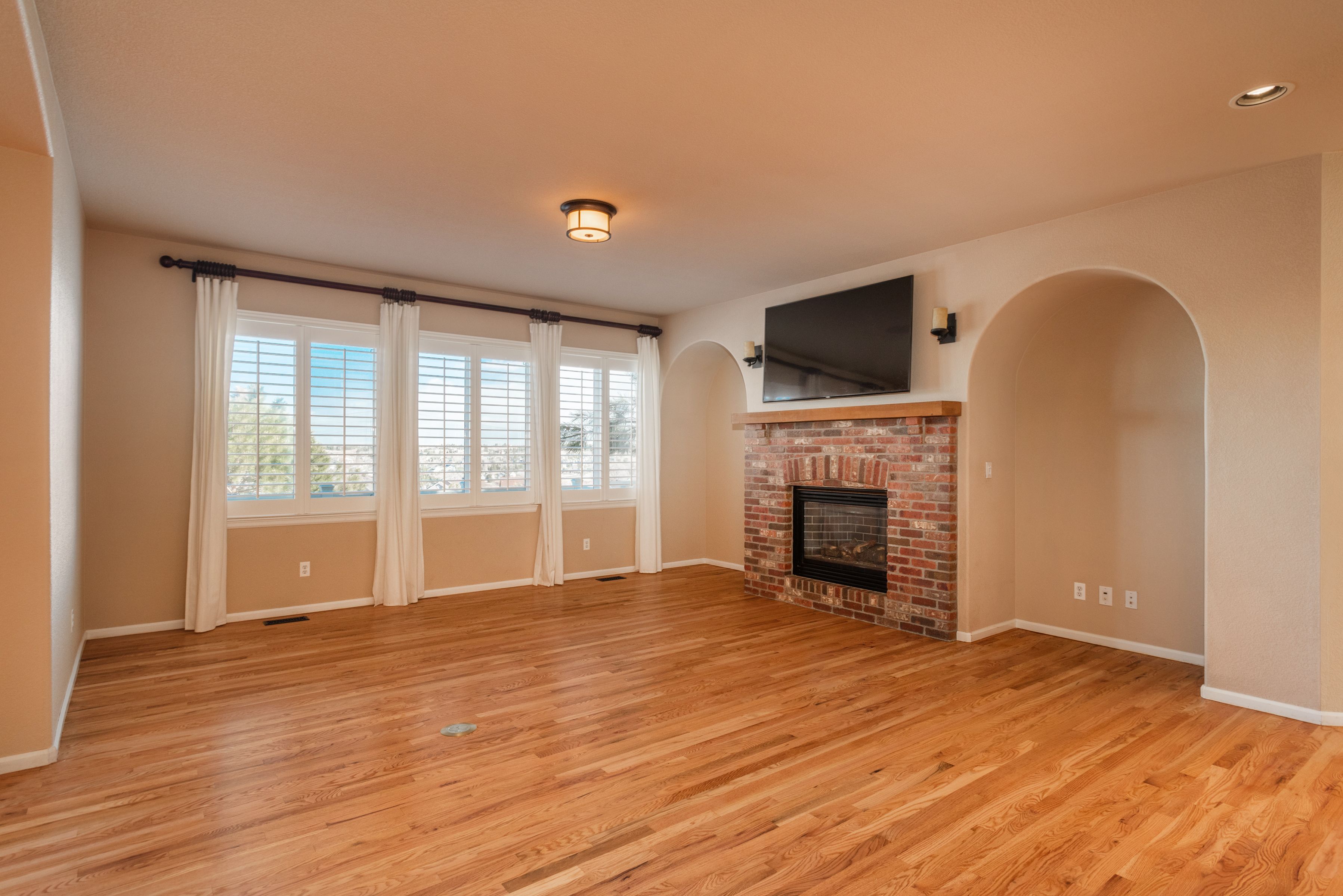22155 Laurel Oak Drive 