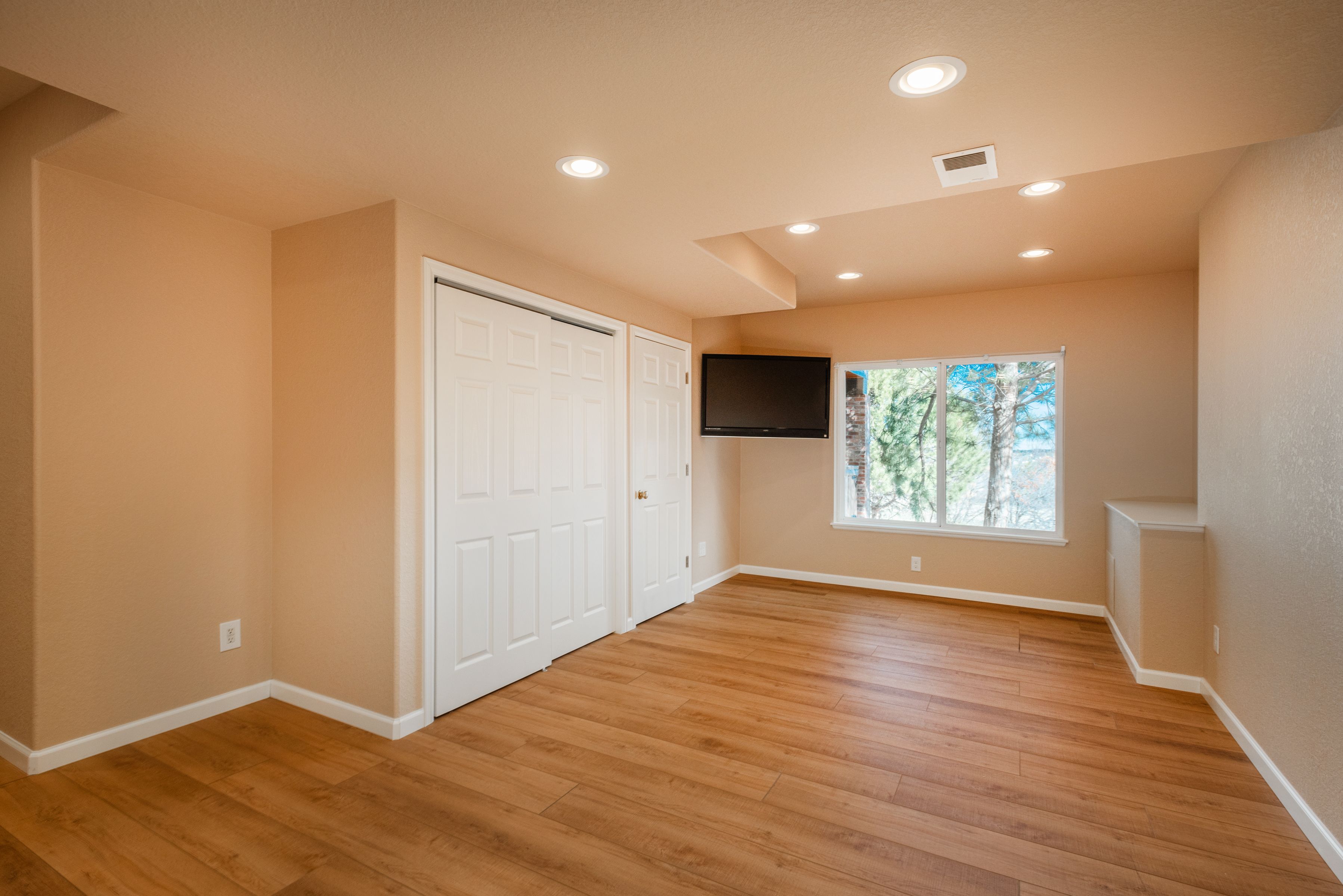 22155 Laurel Oak Drive 
