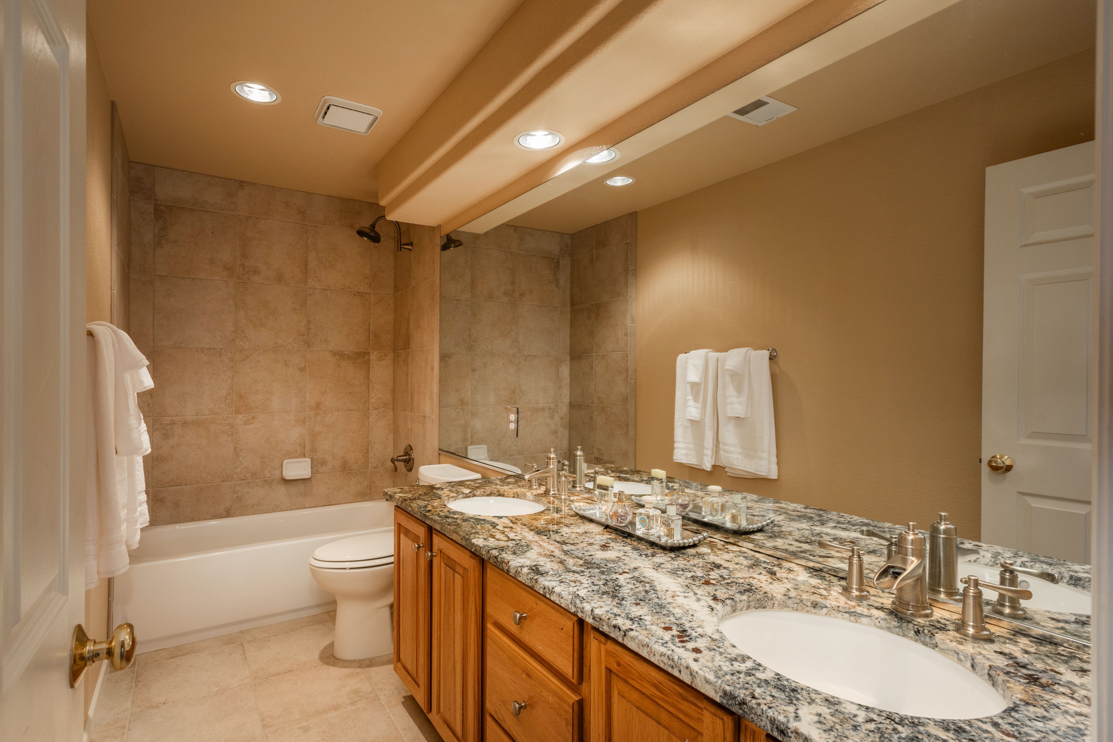 22155 Laurel Oak Drive 