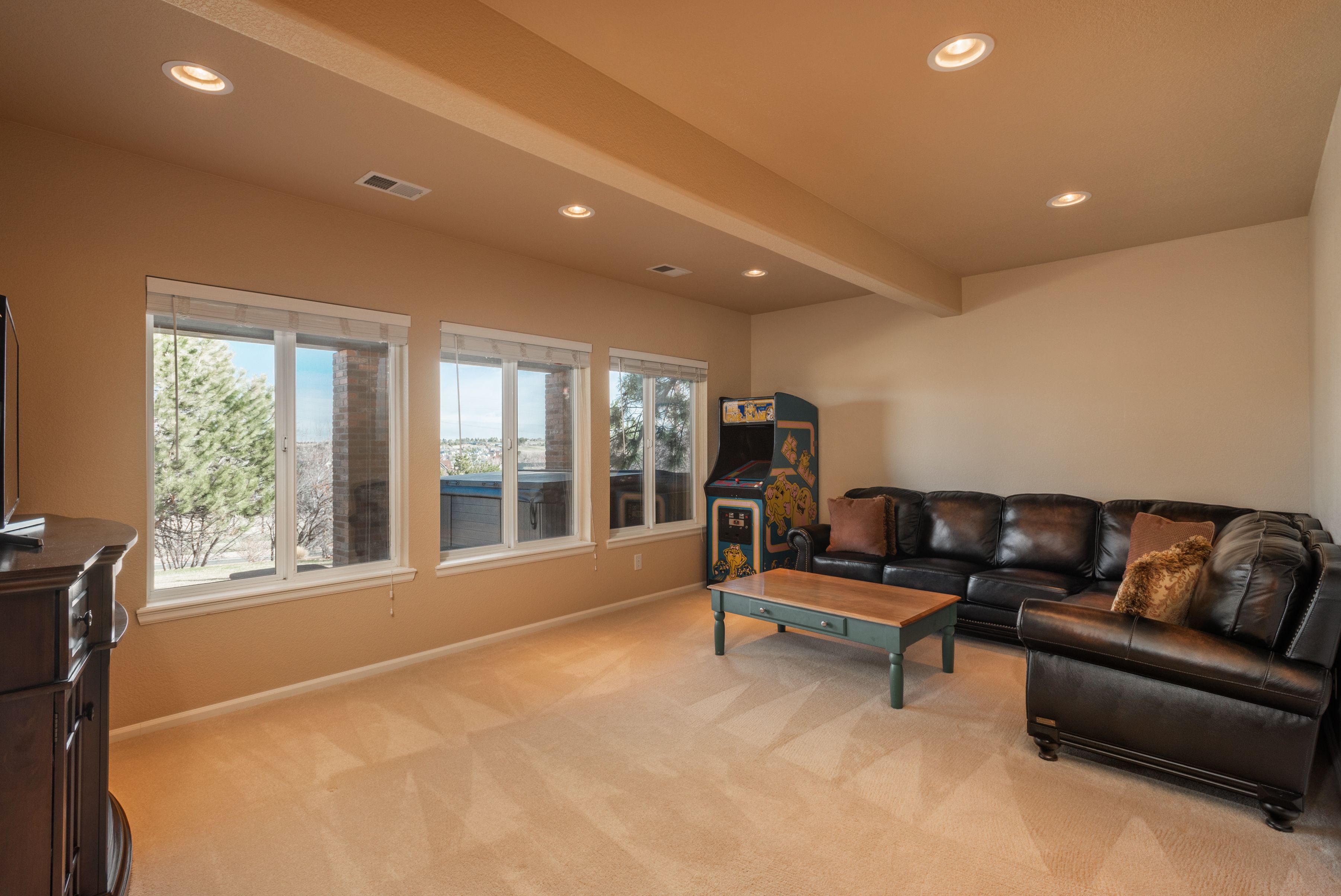 22155 Laurel Oak Drive 