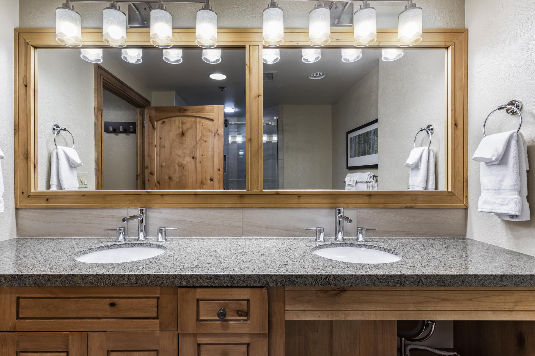 3855 Grand Summit Drive Unit 133/135/137 Q3