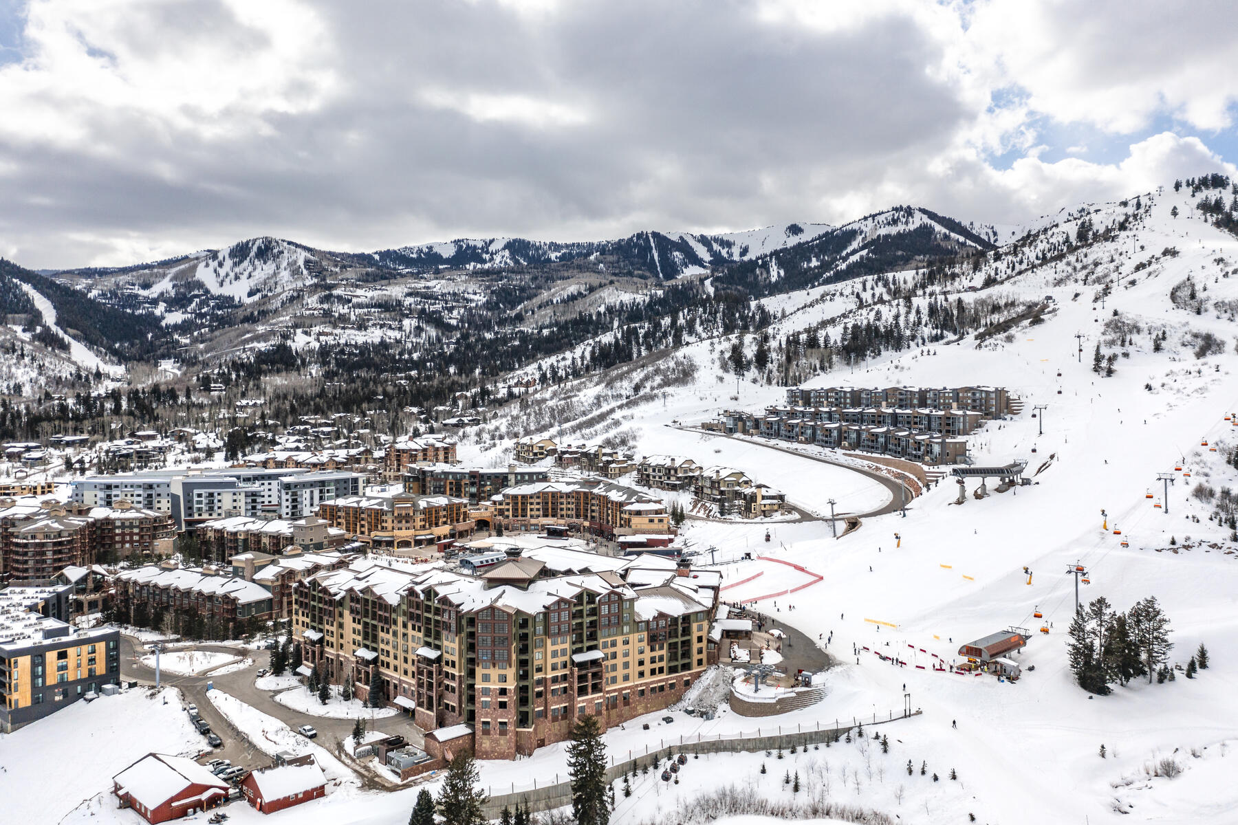 3855 Grand Summit Drive Unit 133/135/137 Q3