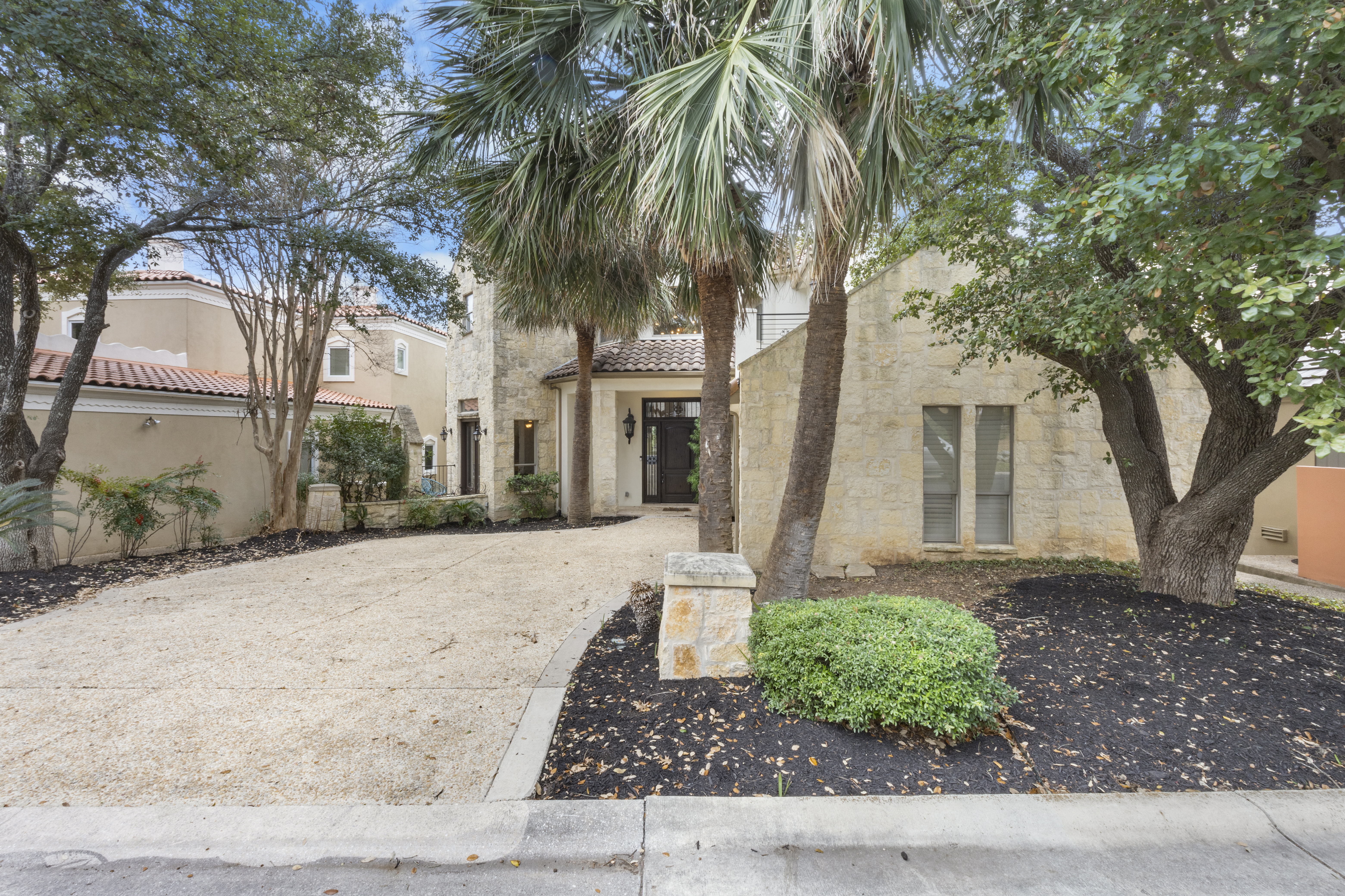 25 Stratton Lane 