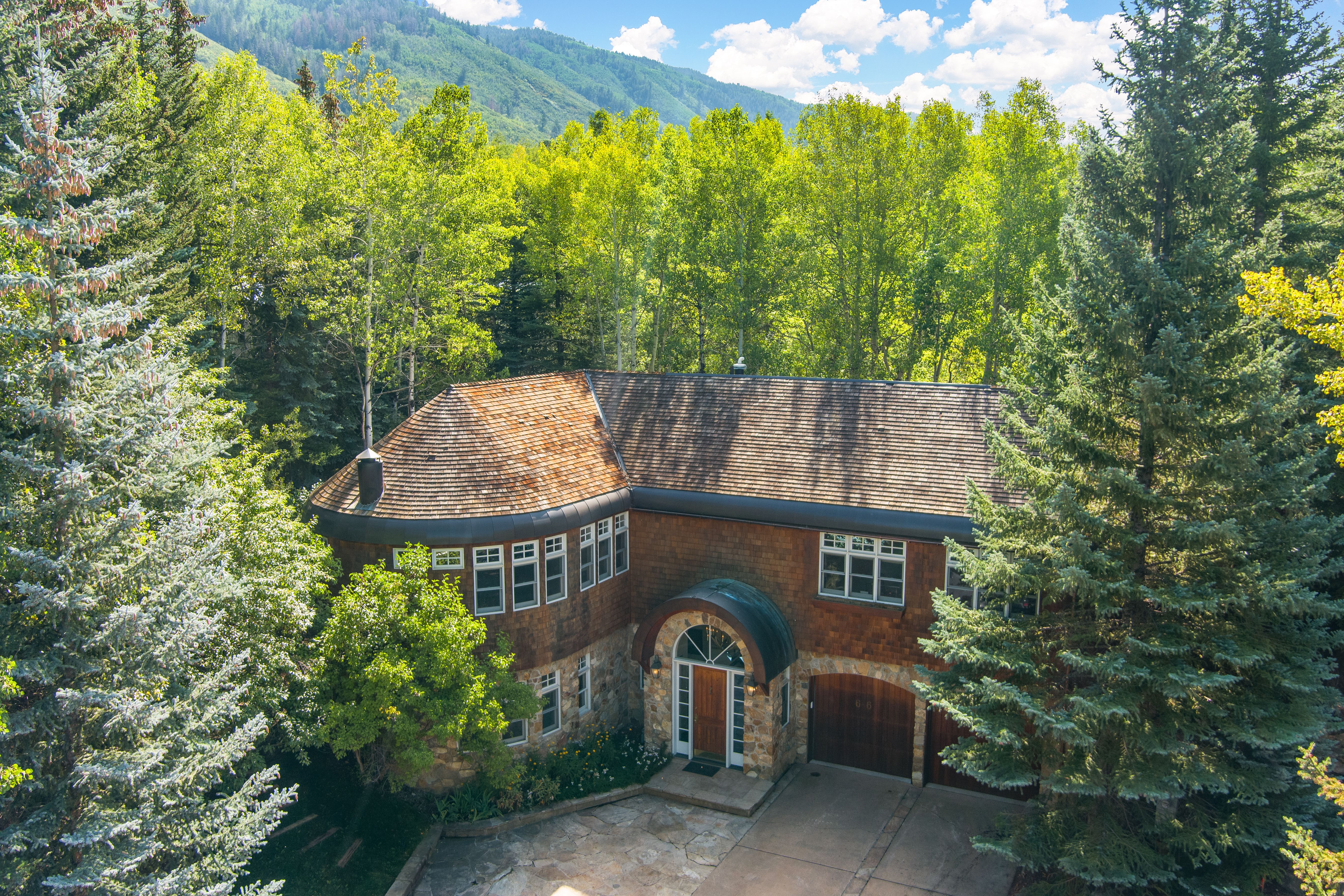 66 Alpine Court 