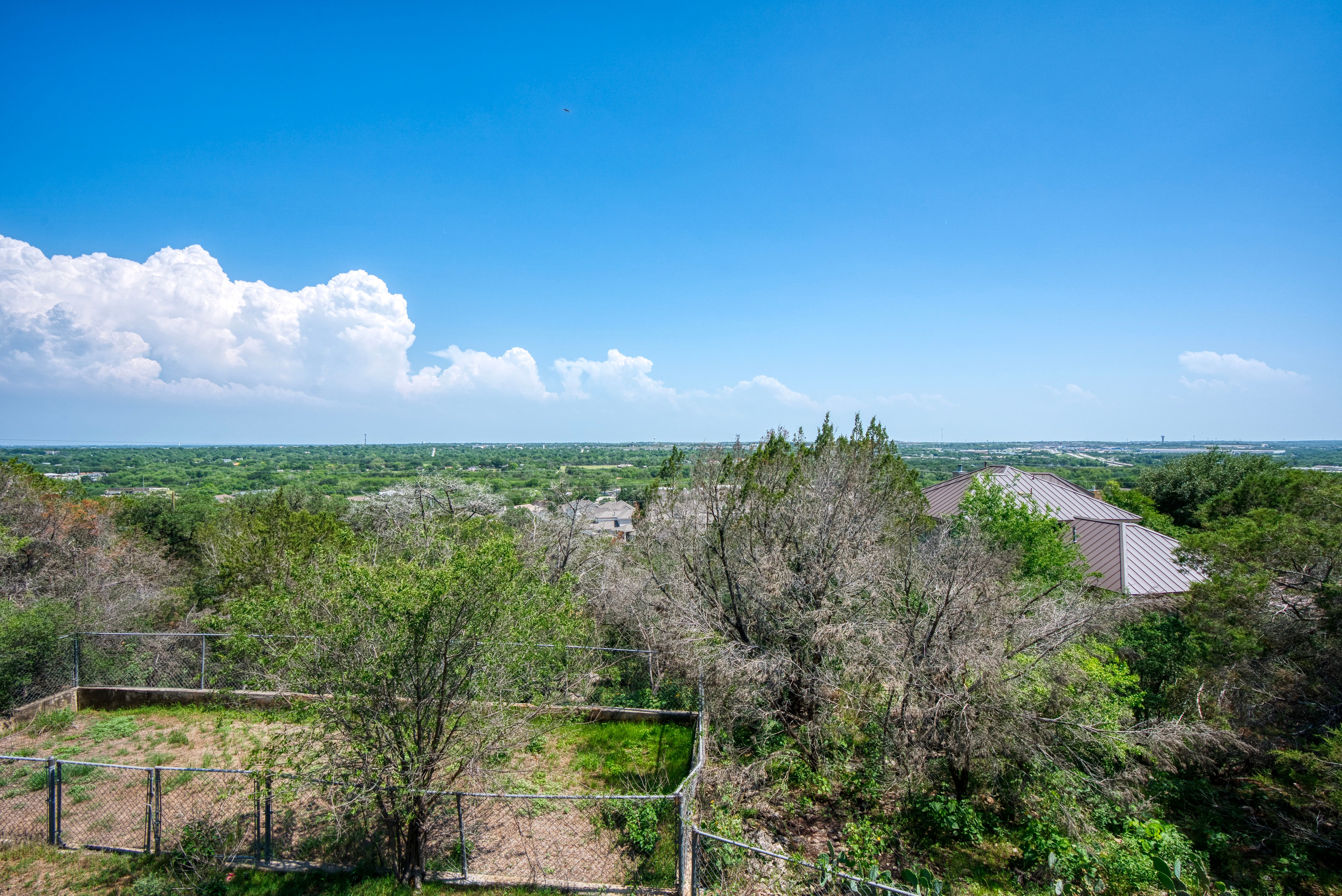 15 Trail View 