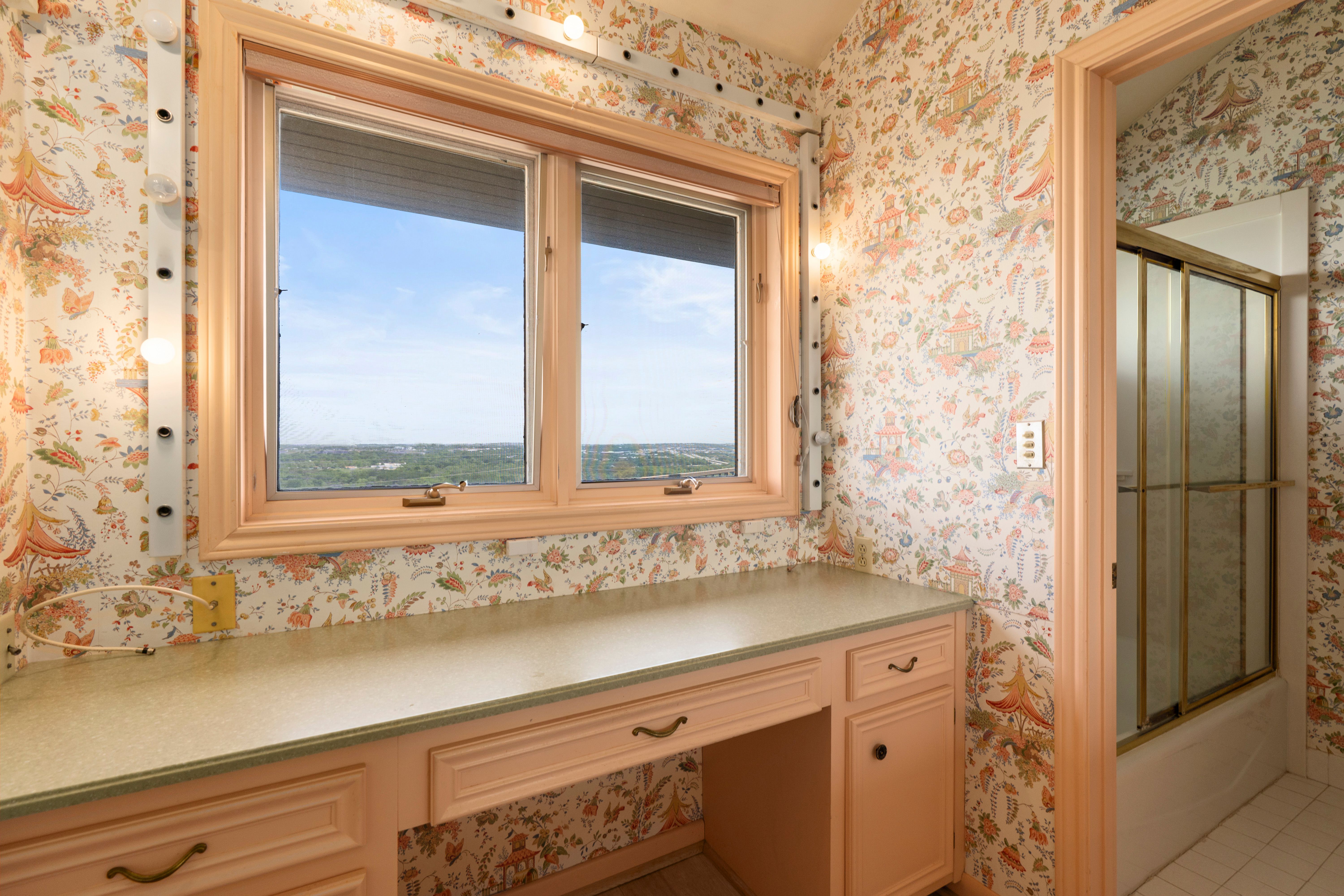 15 Trail View 