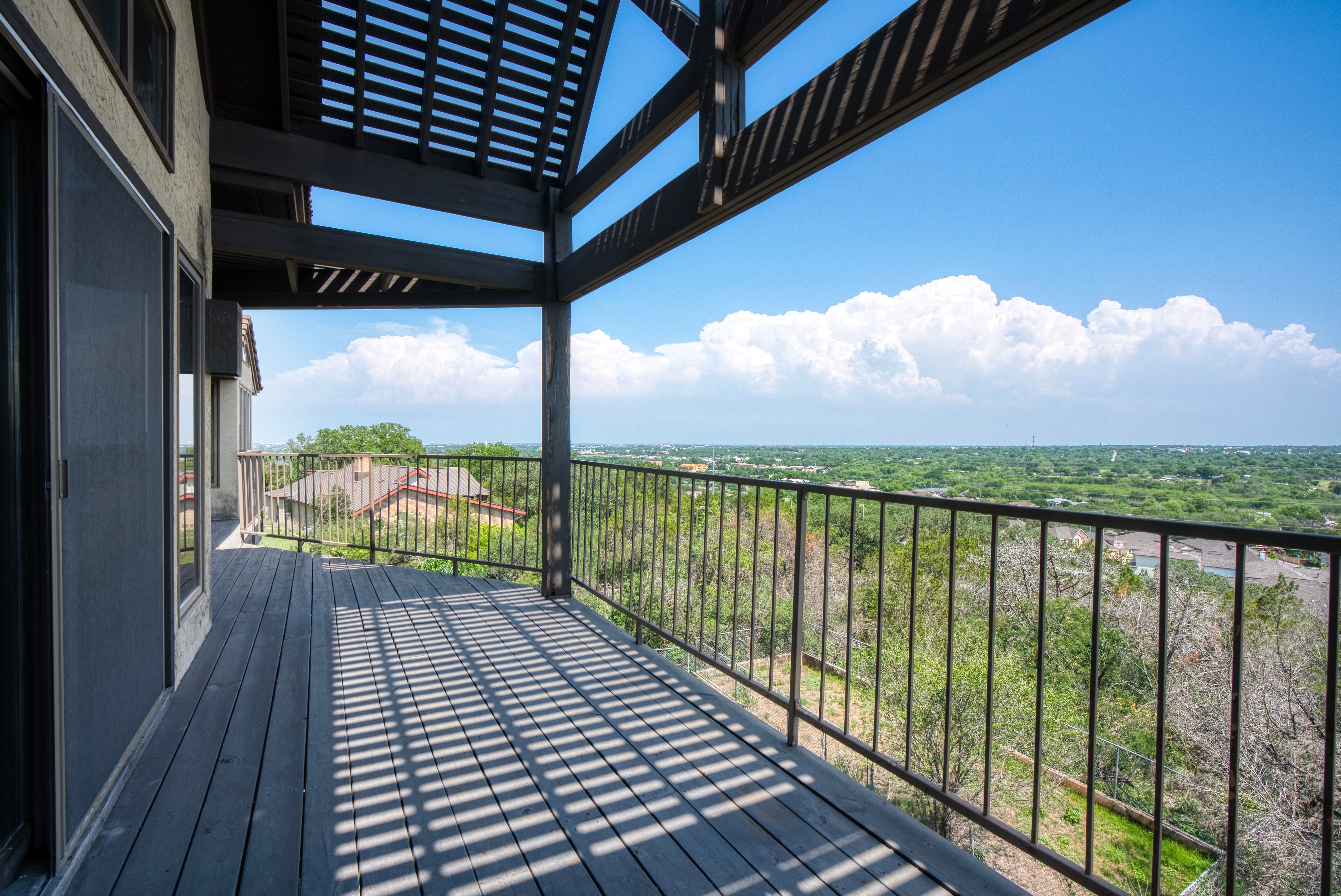 15 Trail View 