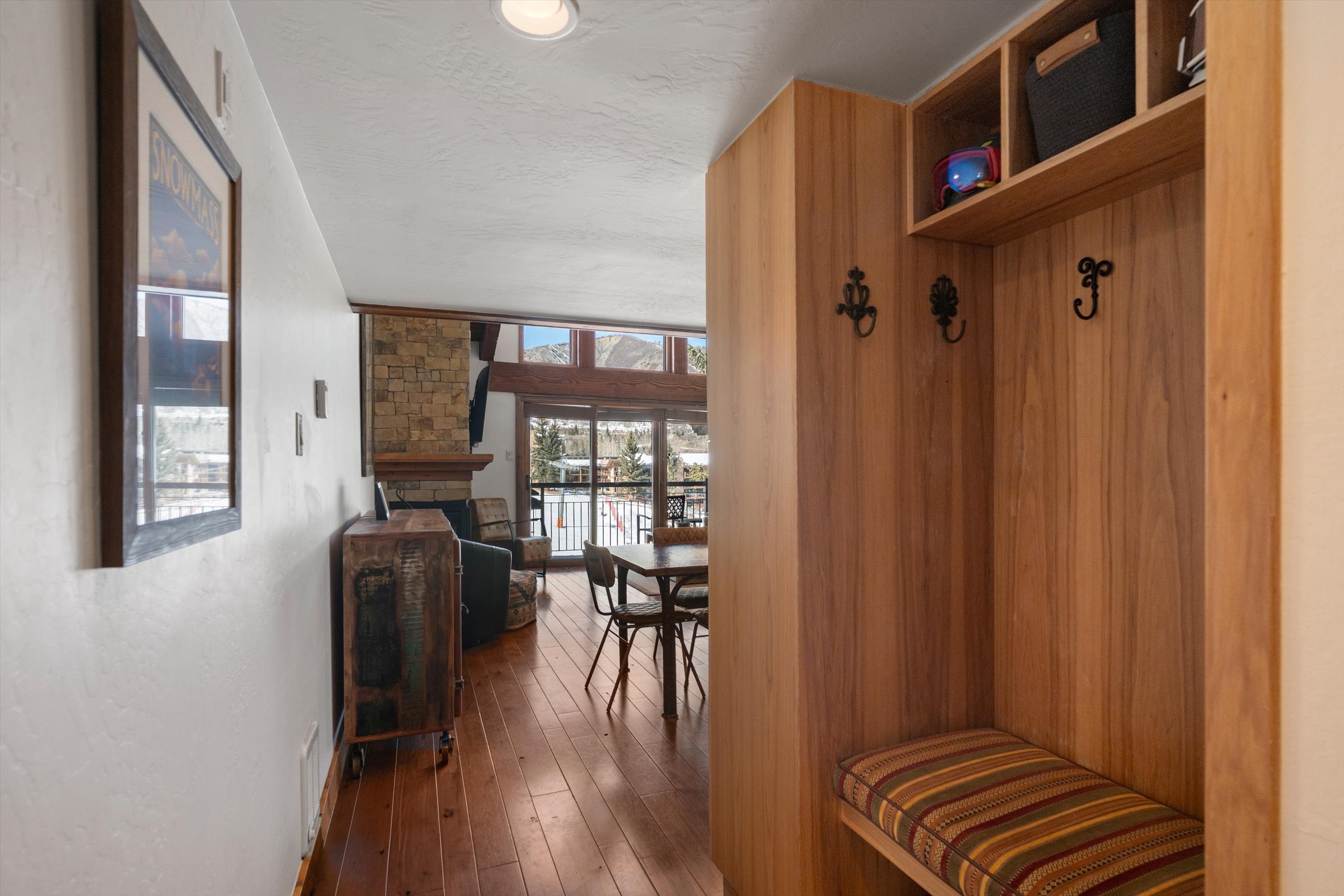 400 Wood Road 1303A