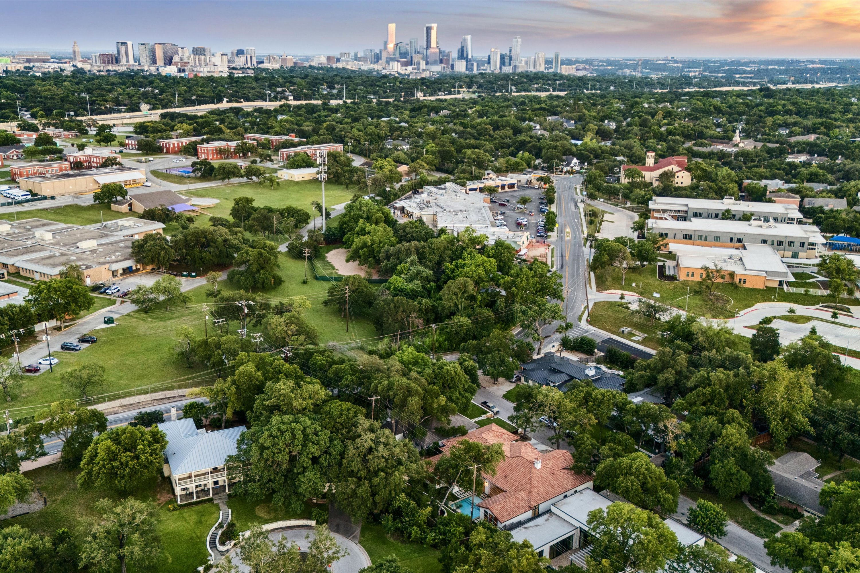 2702 Mountain Laurel Drive 
