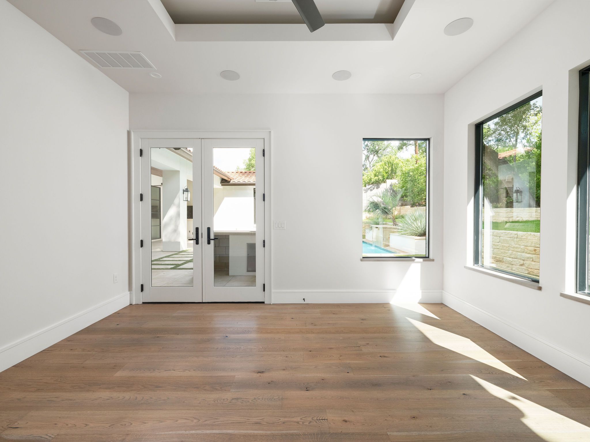 2702 Mountain Laurel Drive 