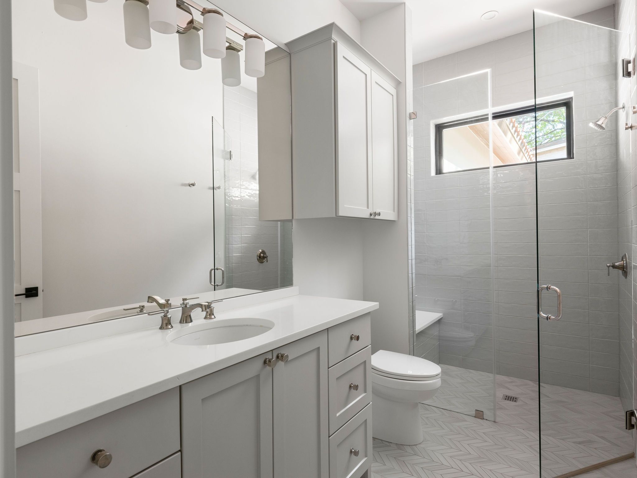 2702 Mountain Laurel Drive 