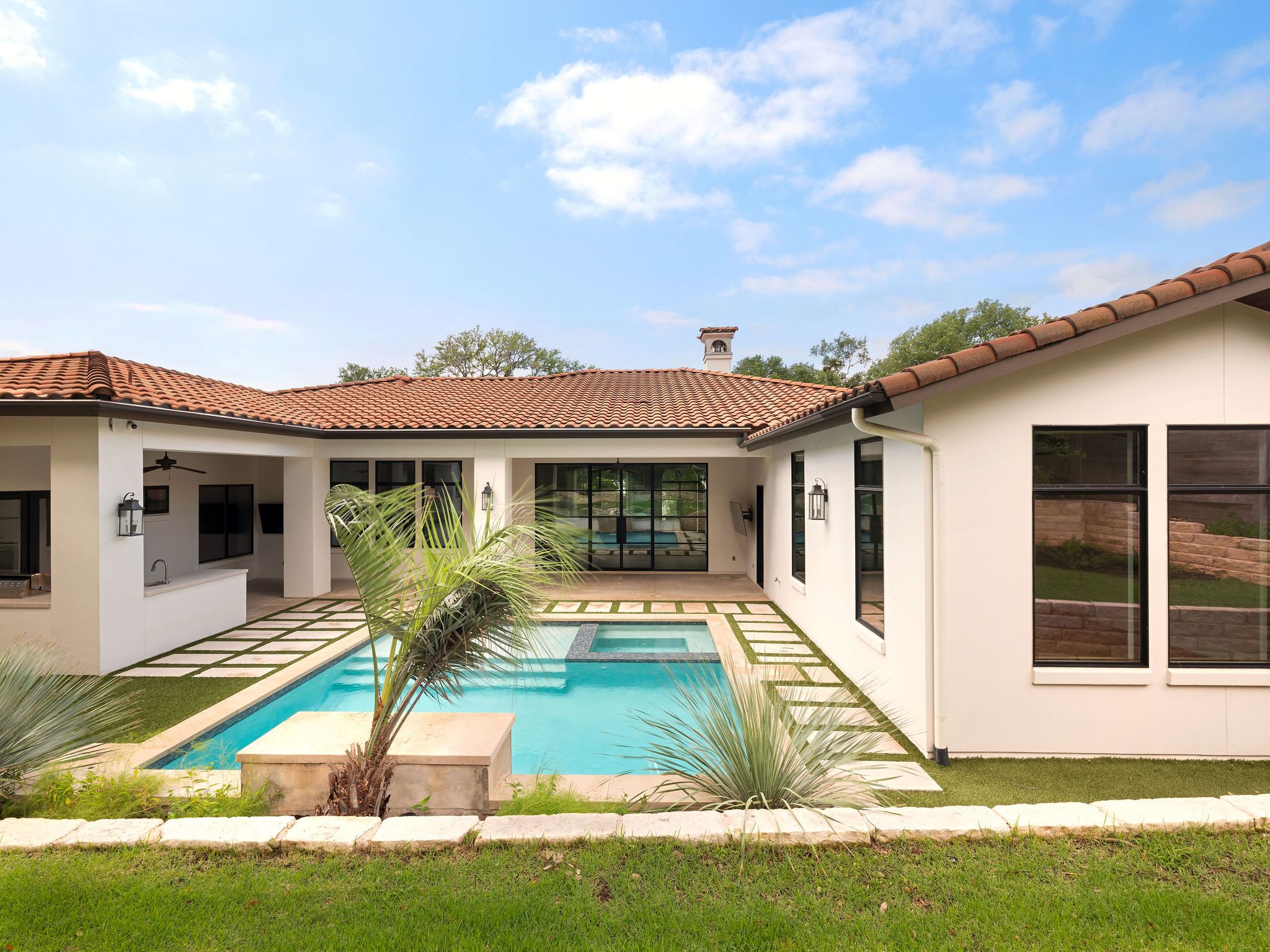 2702 Mountain Laurel Drive 