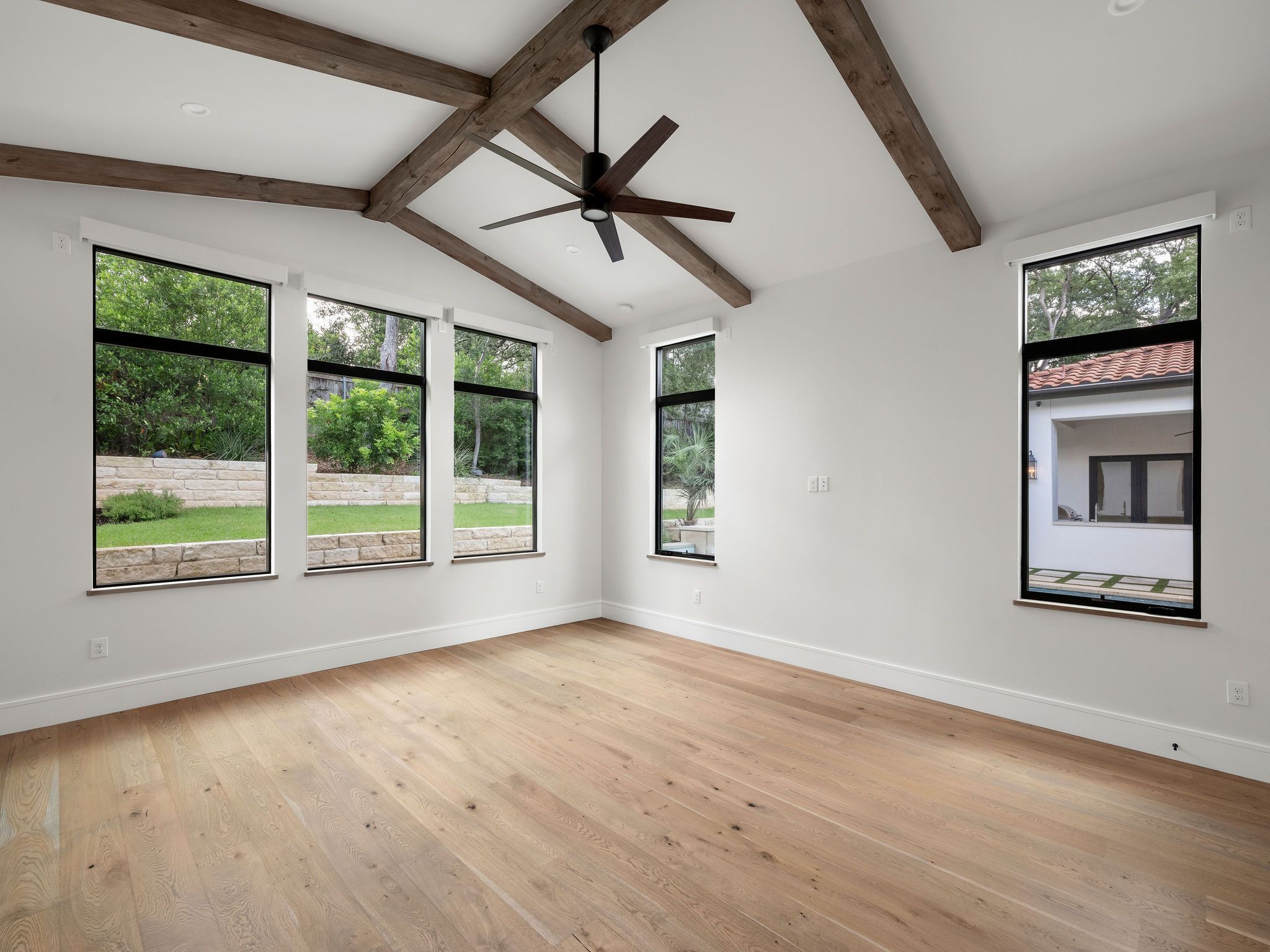 2702 Mountain Laurel Drive 