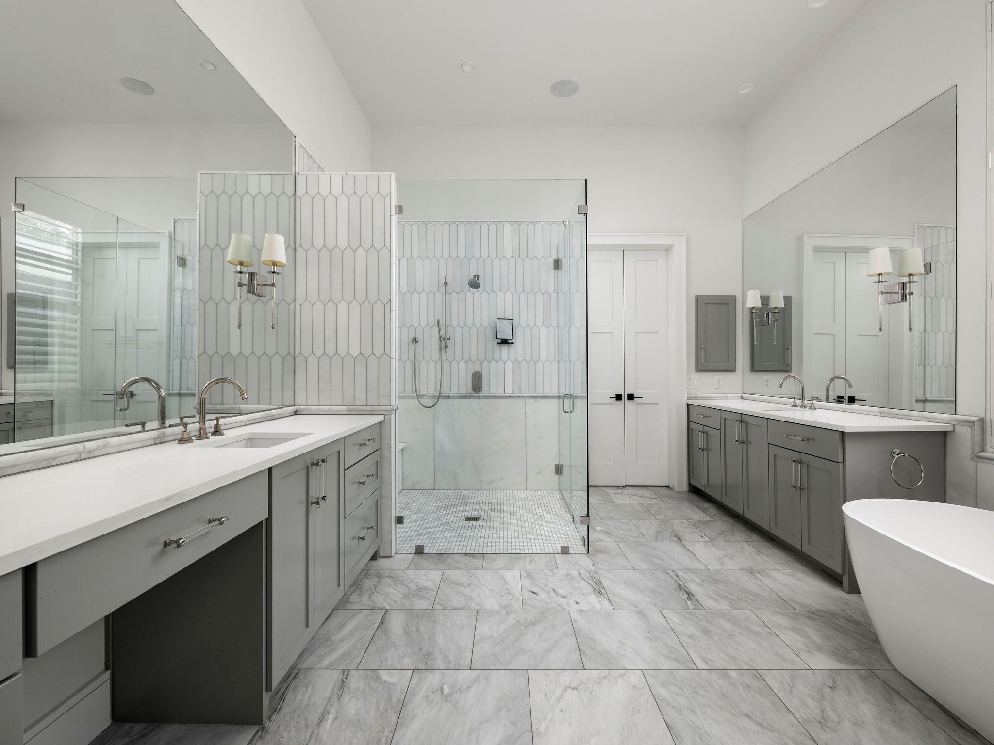 2702 Mountain Laurel Drive 