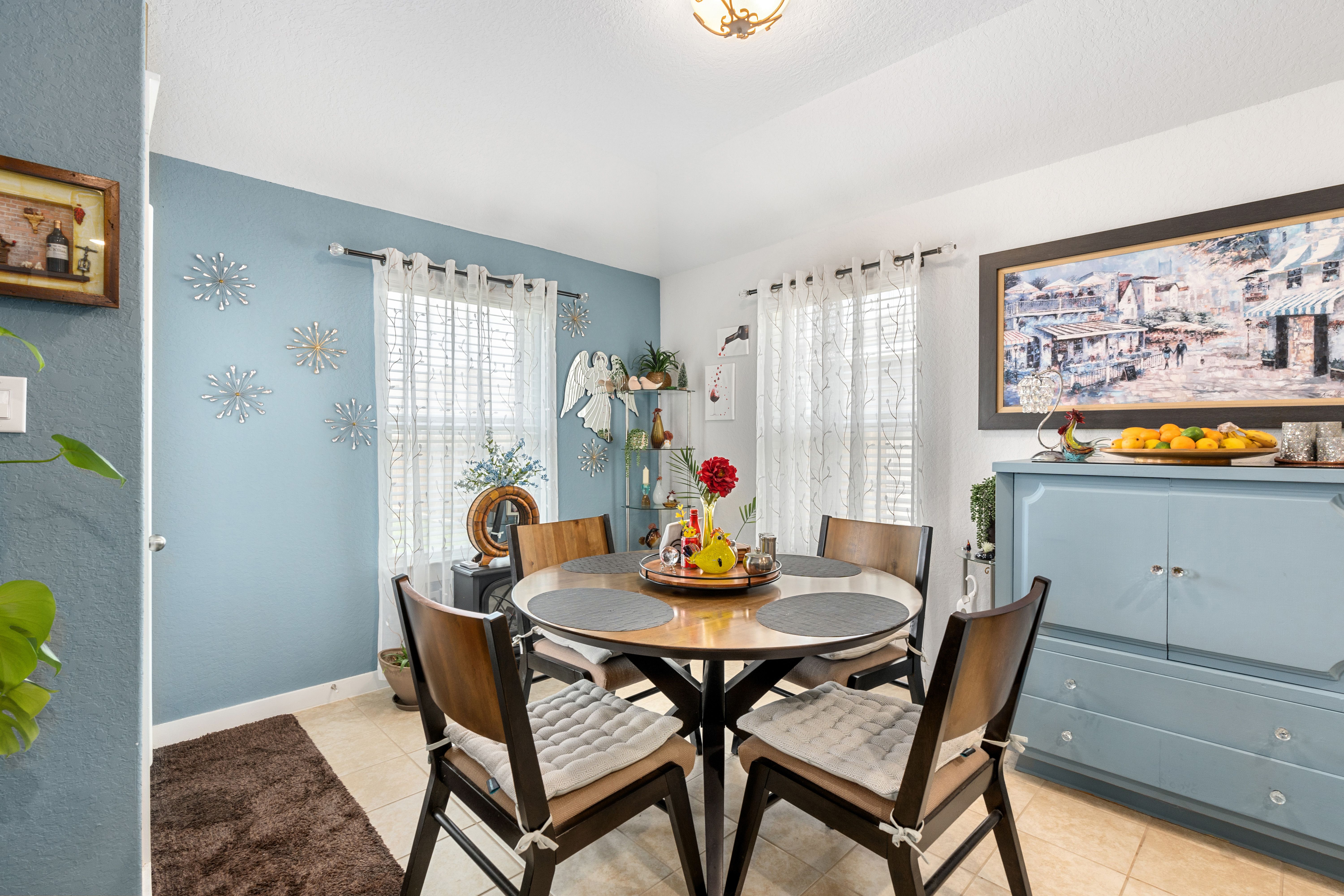 10744 Rosalina Loop 