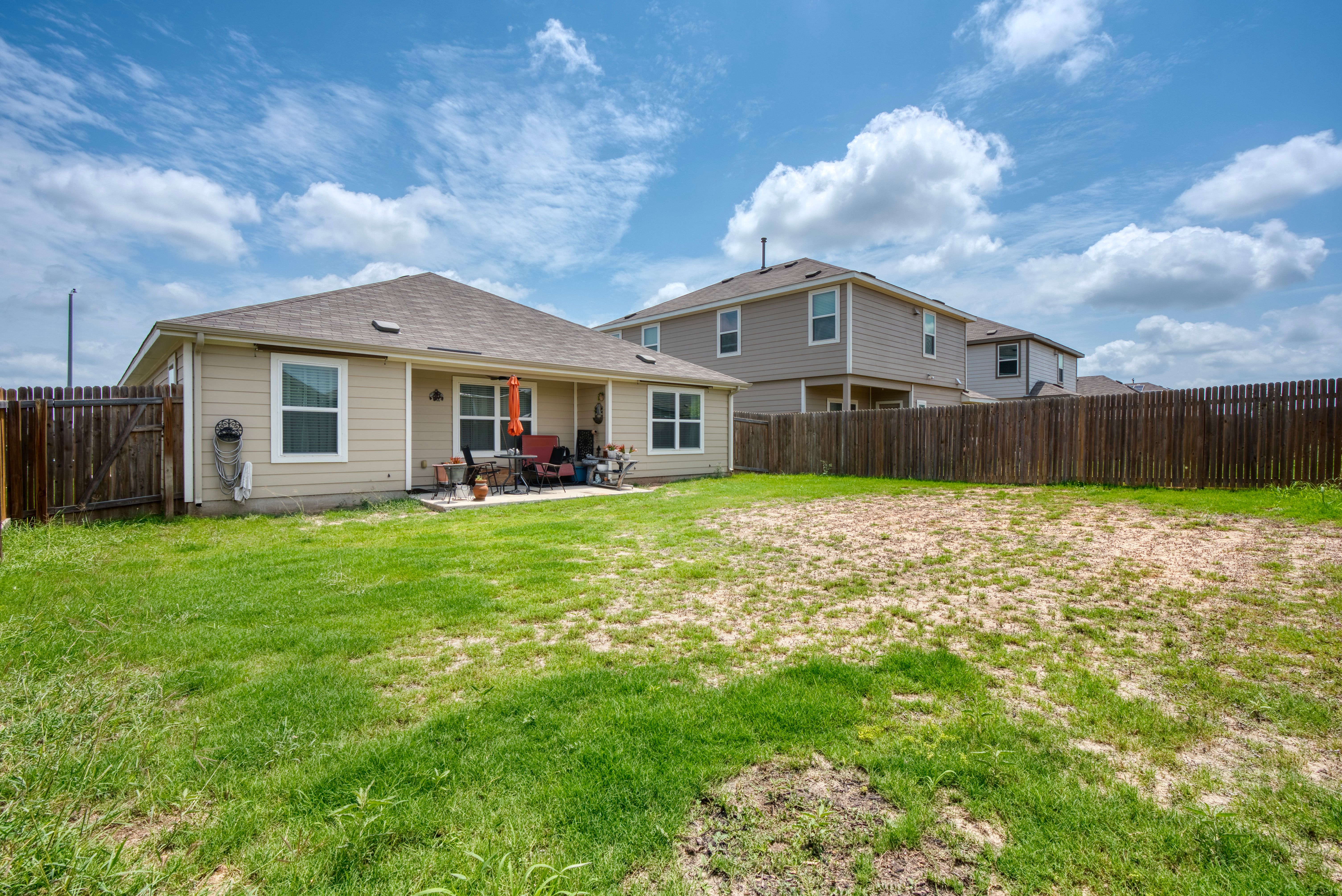 10744 Rosalina Loop 