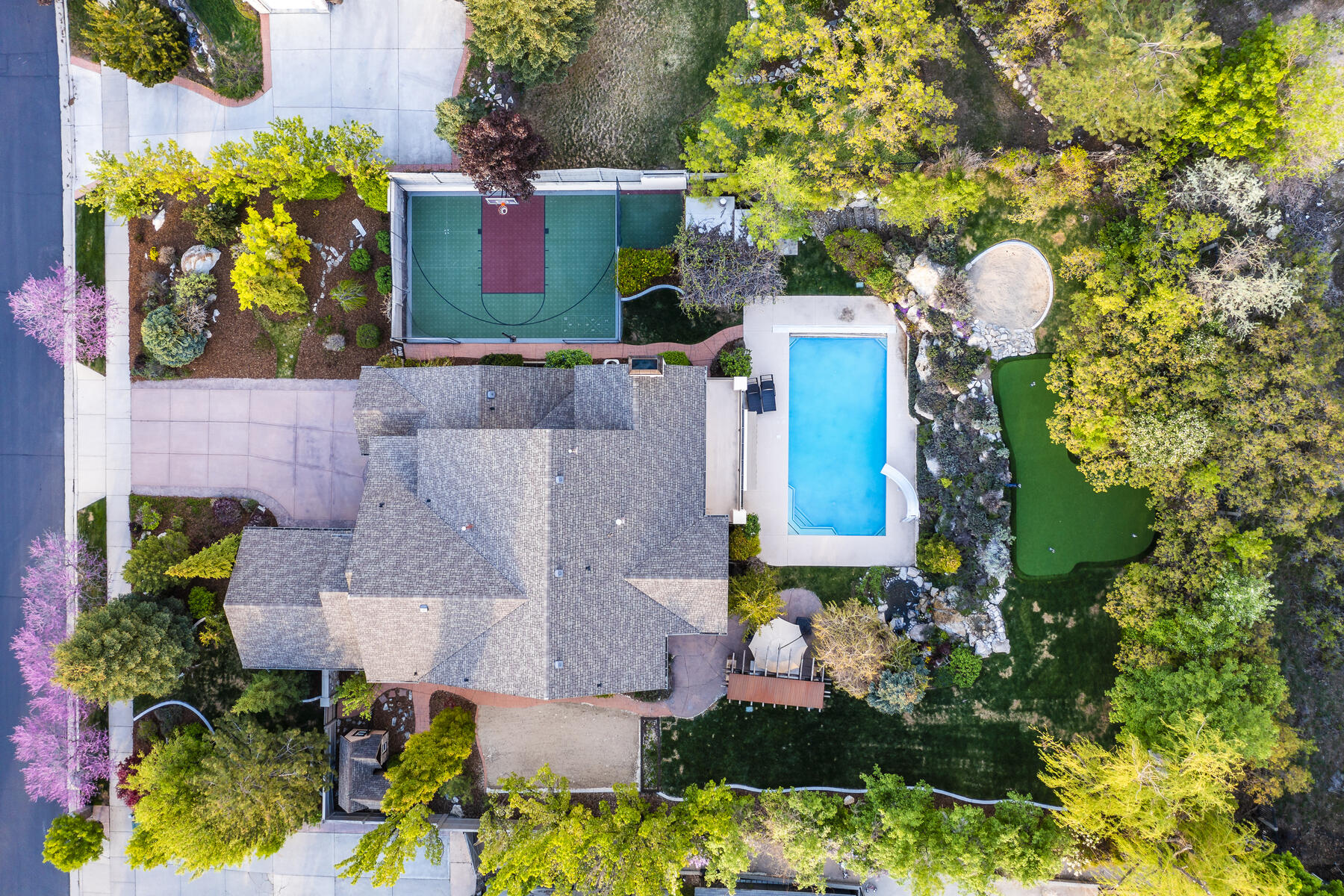 744 Draper Heights Way 