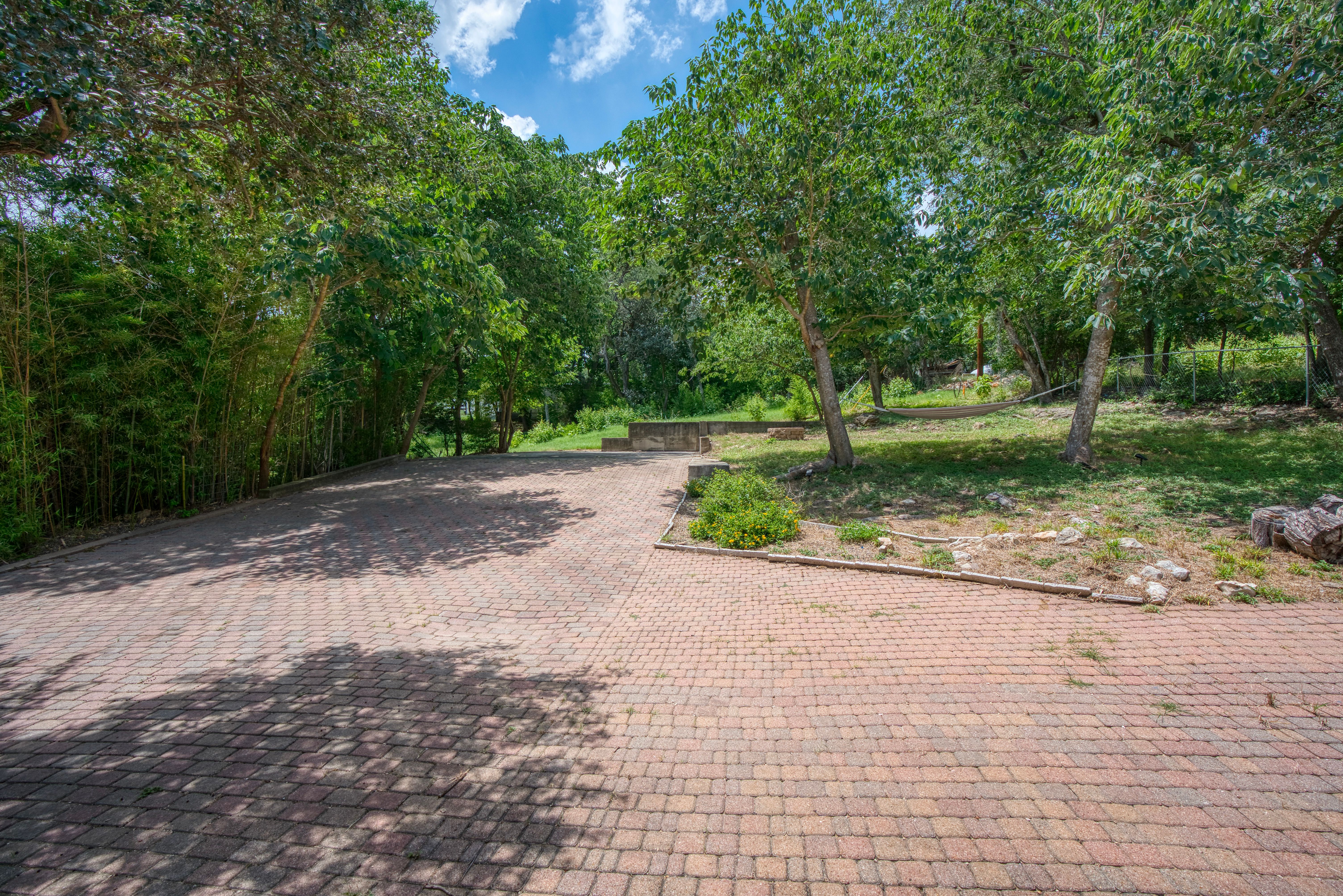 826 Waco Street Lot 7 & Lot 8