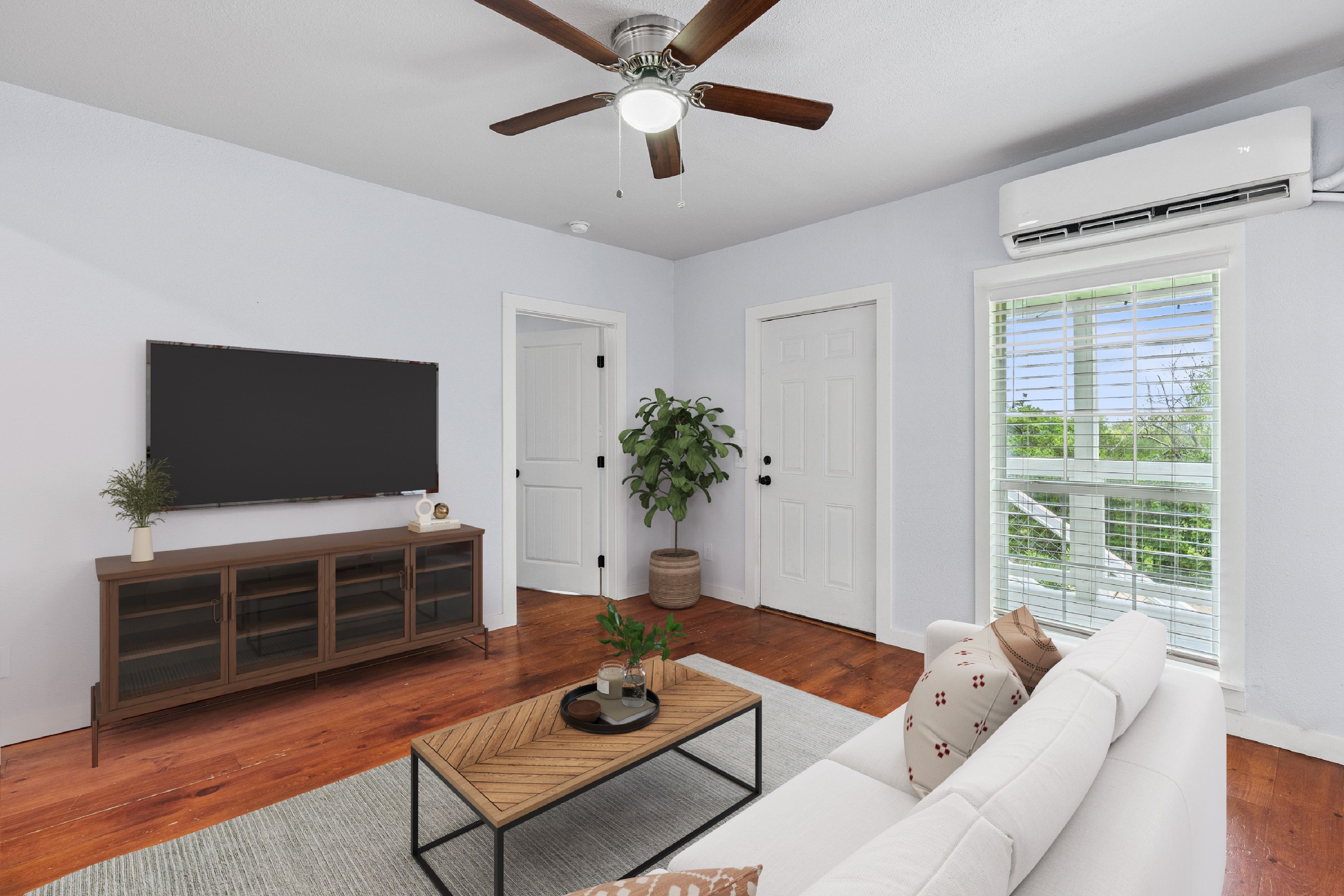 826 Waco Street Lot 7 & Lot 8