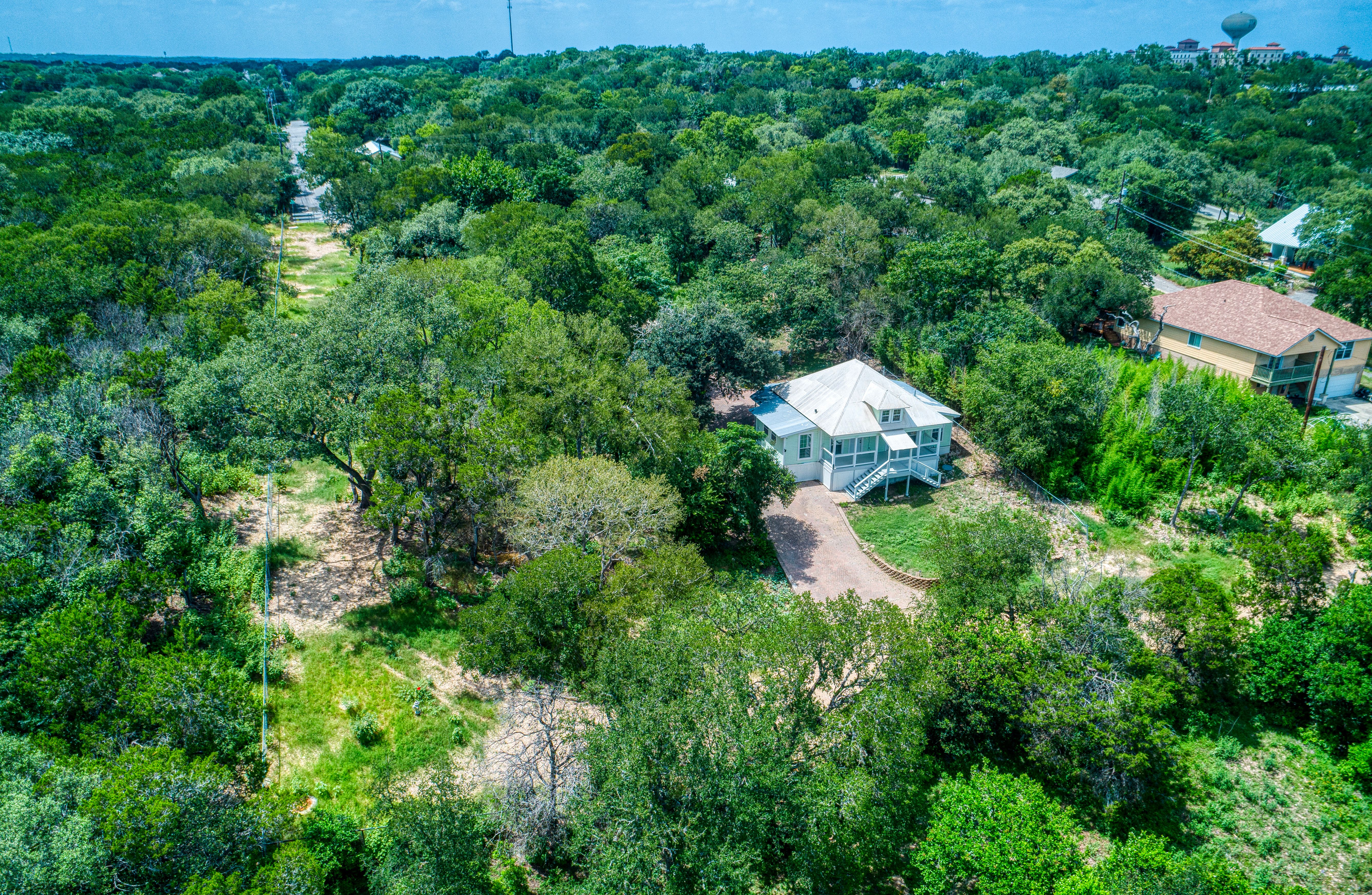 826 Waco Street Lot 7 & Lot 8