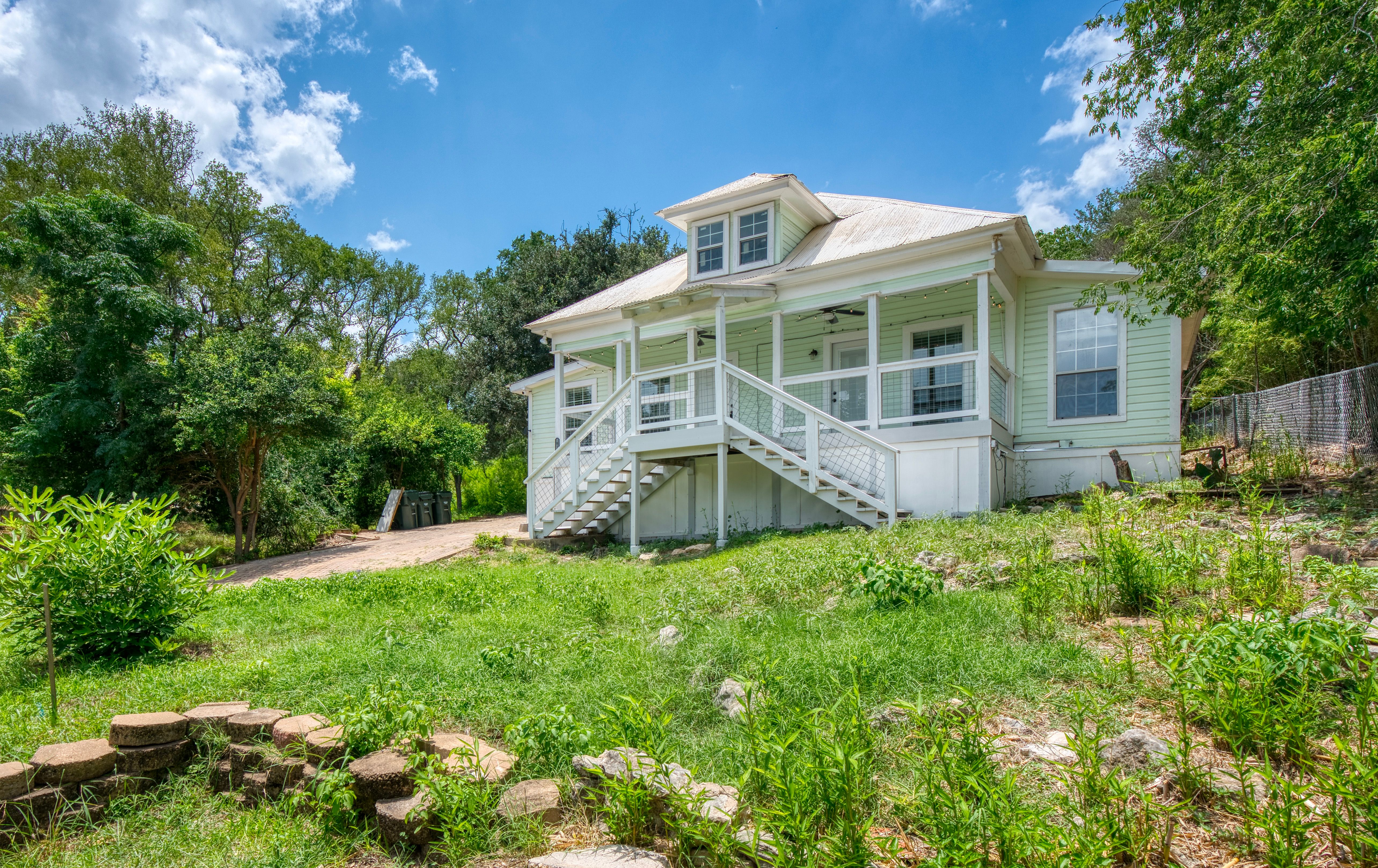 826 Waco Street Lot 7 & Lot 8
