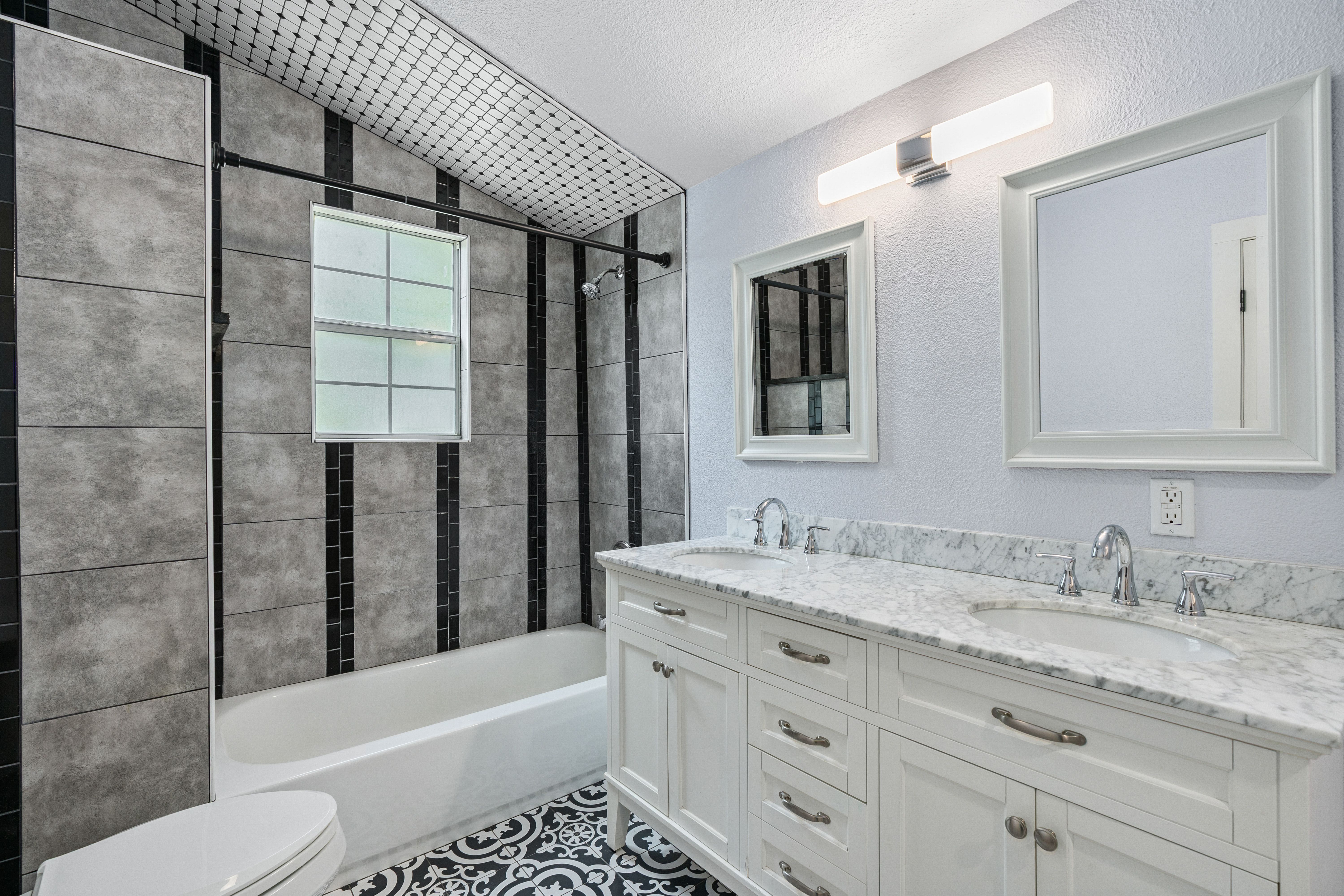 826 Waco Street Lot 7 & Lot 8
