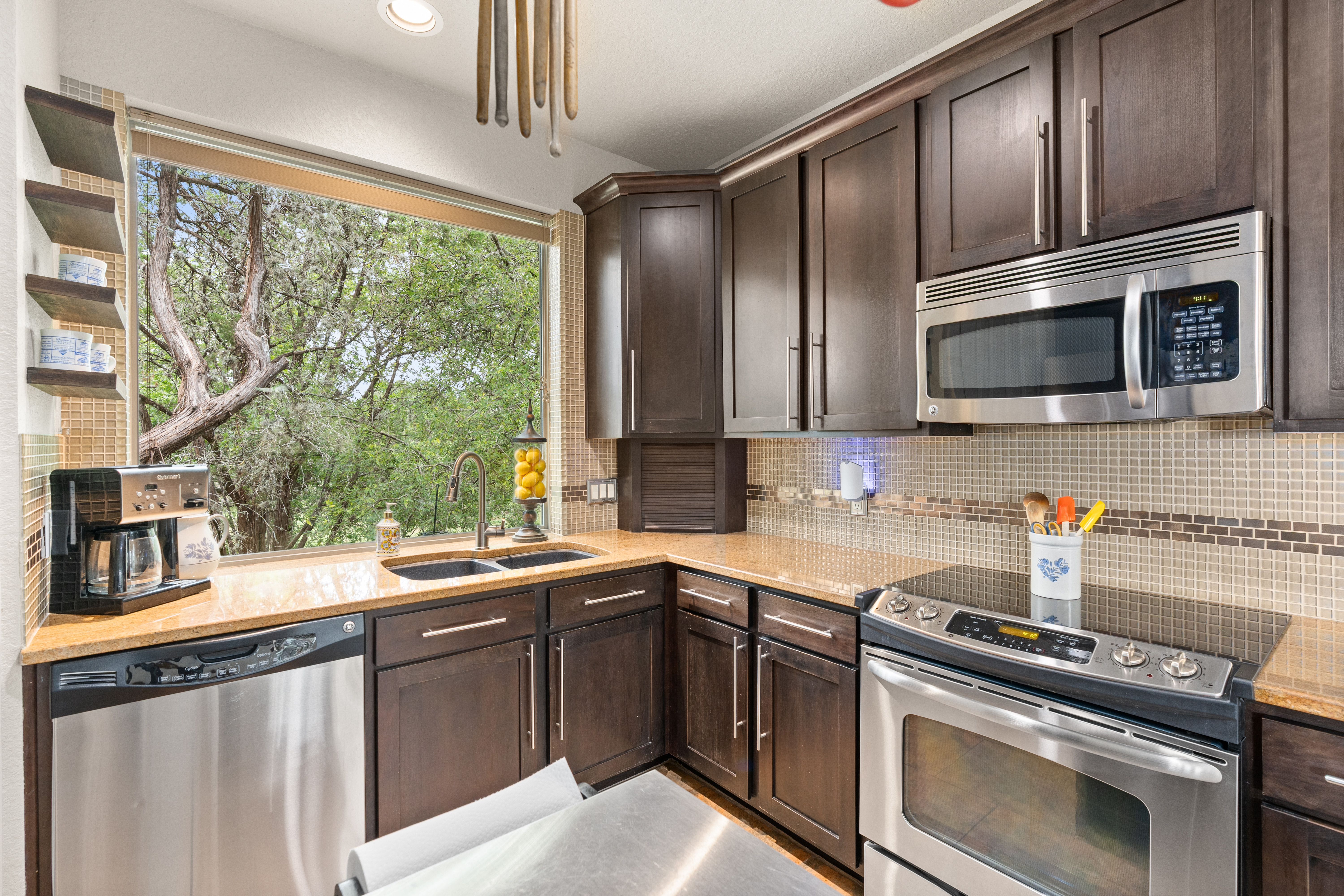 2919 Colleen Drive 
