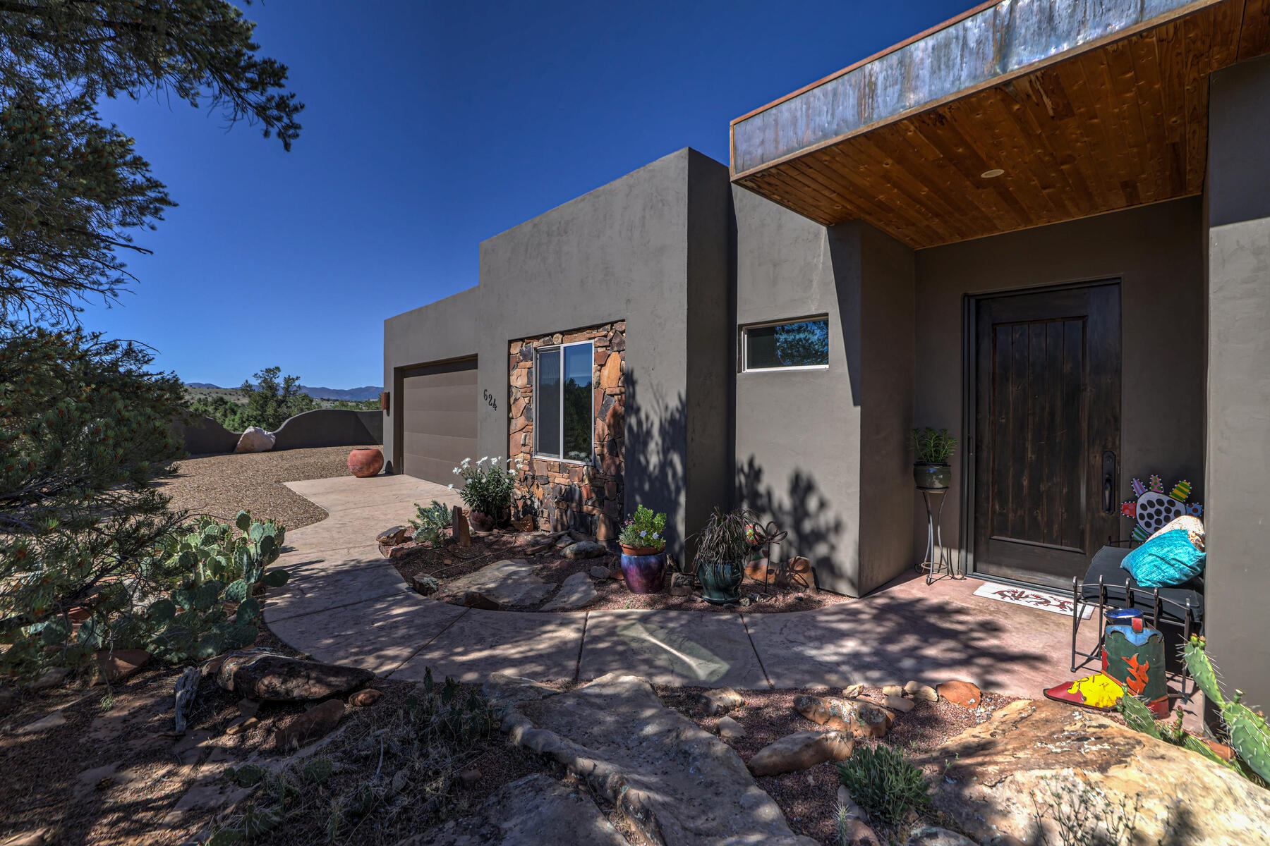 624 N Rock Garden Lane 
