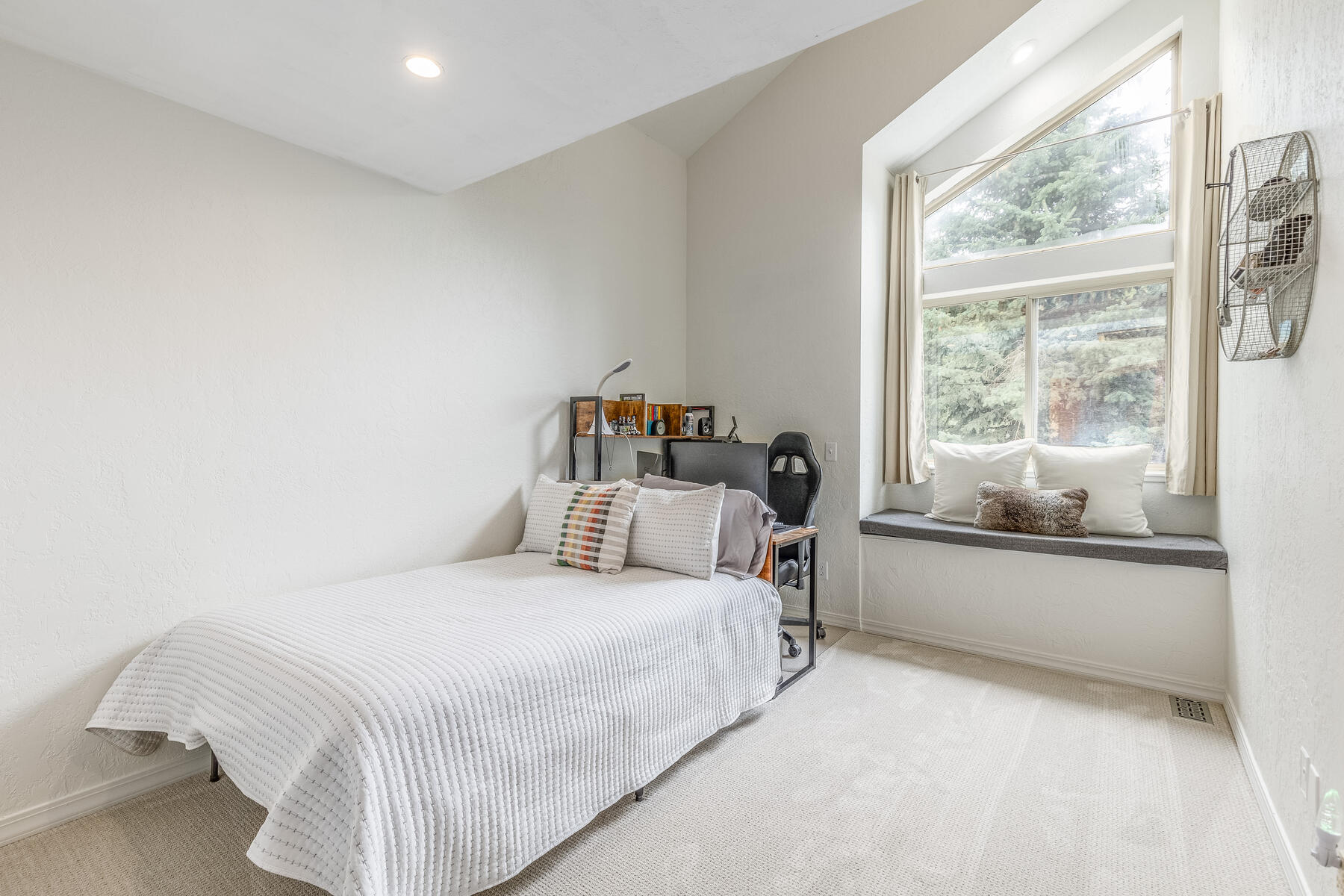 4284 W Hidden Cove Road 