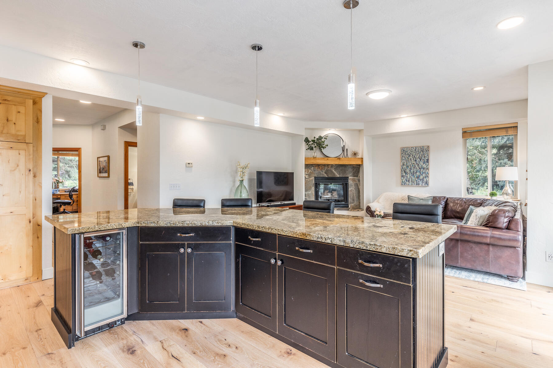 4284 W Hidden Cove Road 