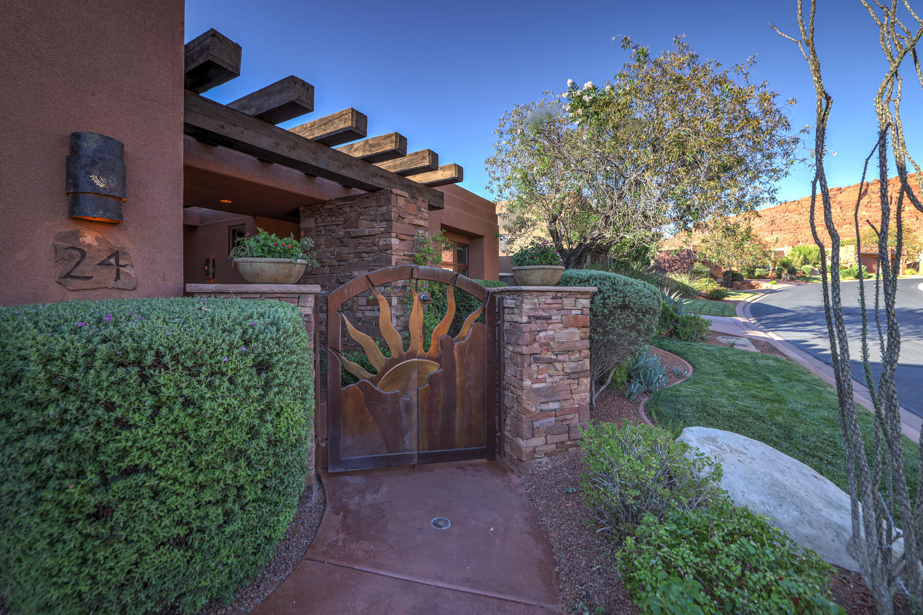 2410 W Entrada Trail, #24 