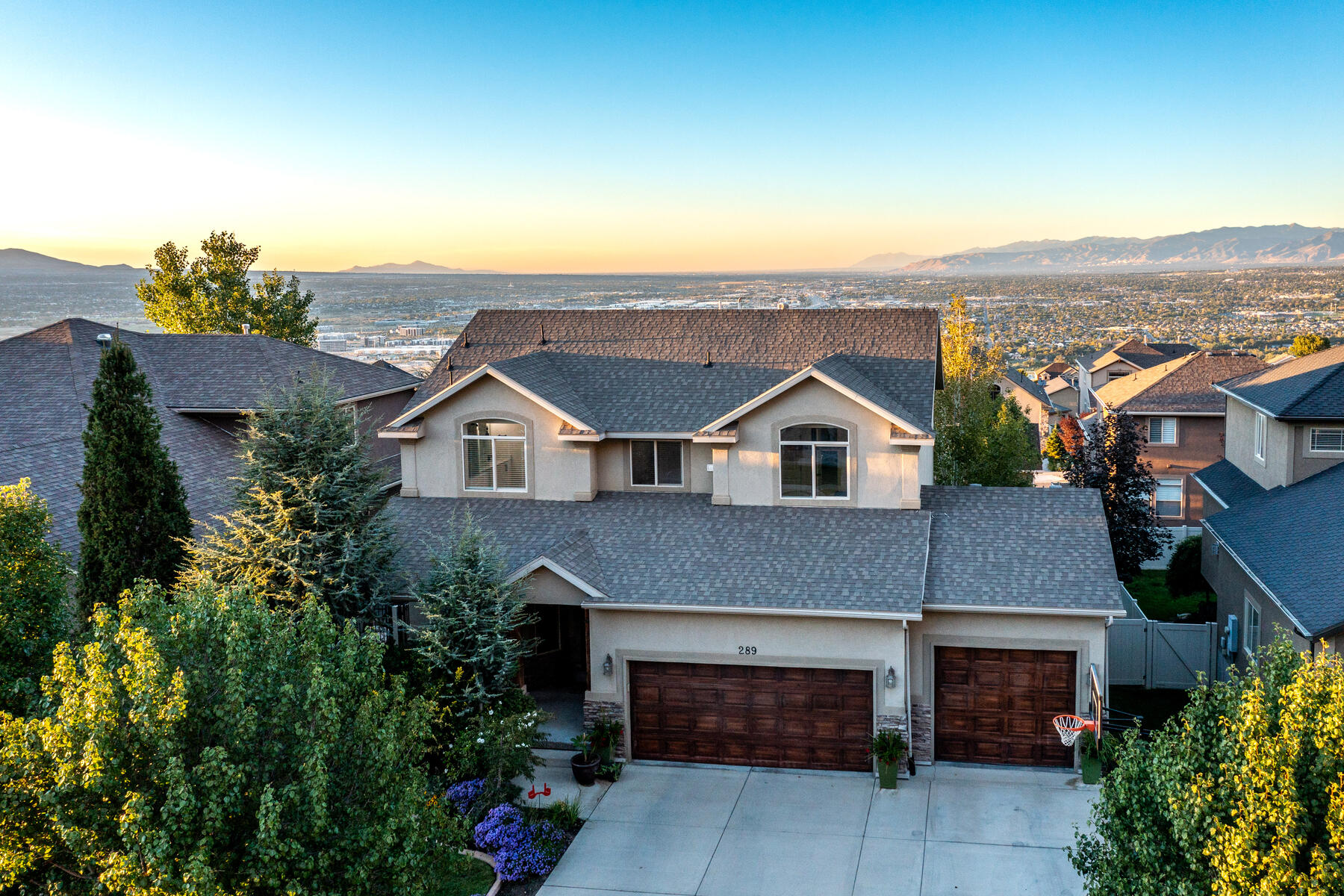 289 E Summer Leaf Dr