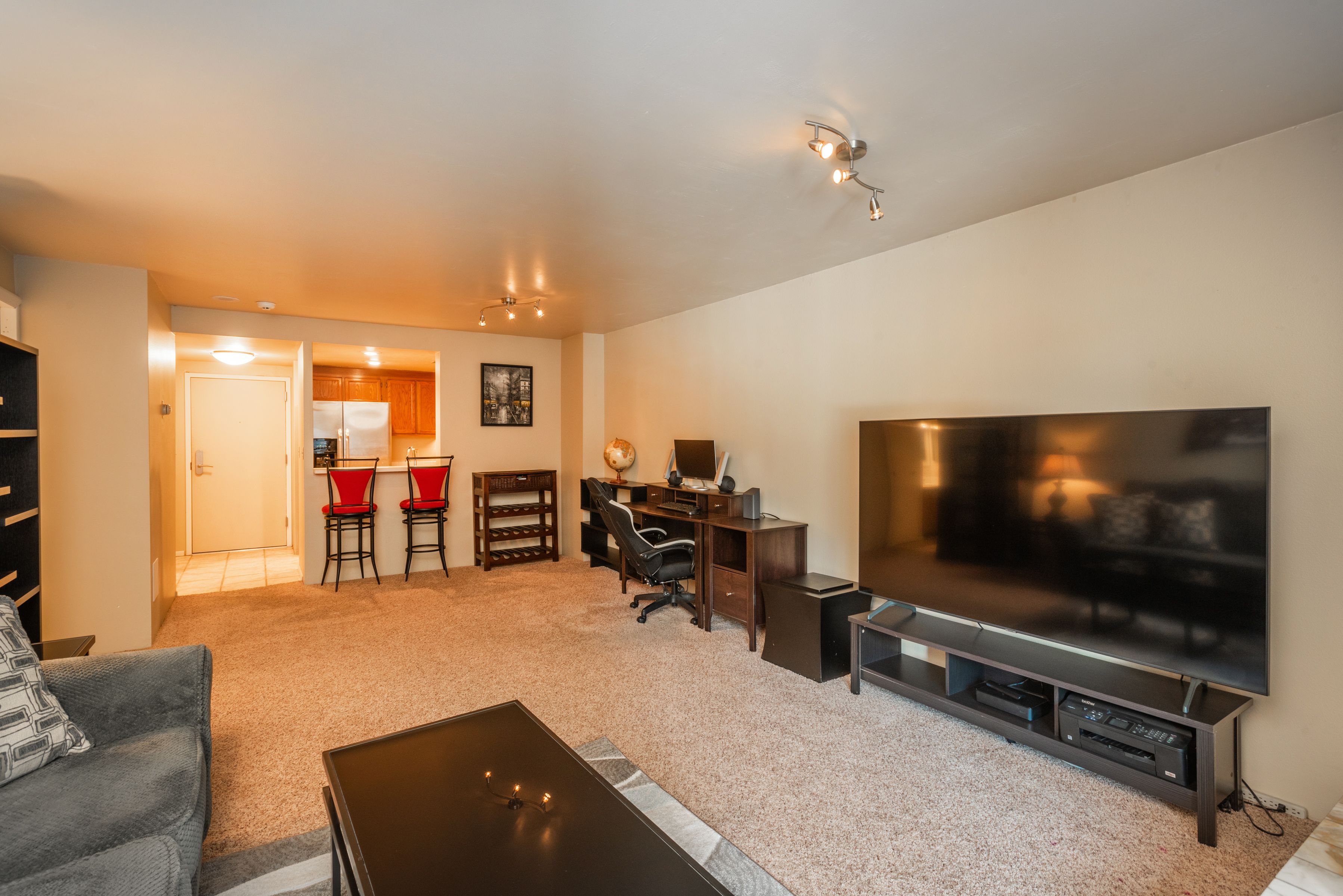 1777 Larimer Street Unit# 707