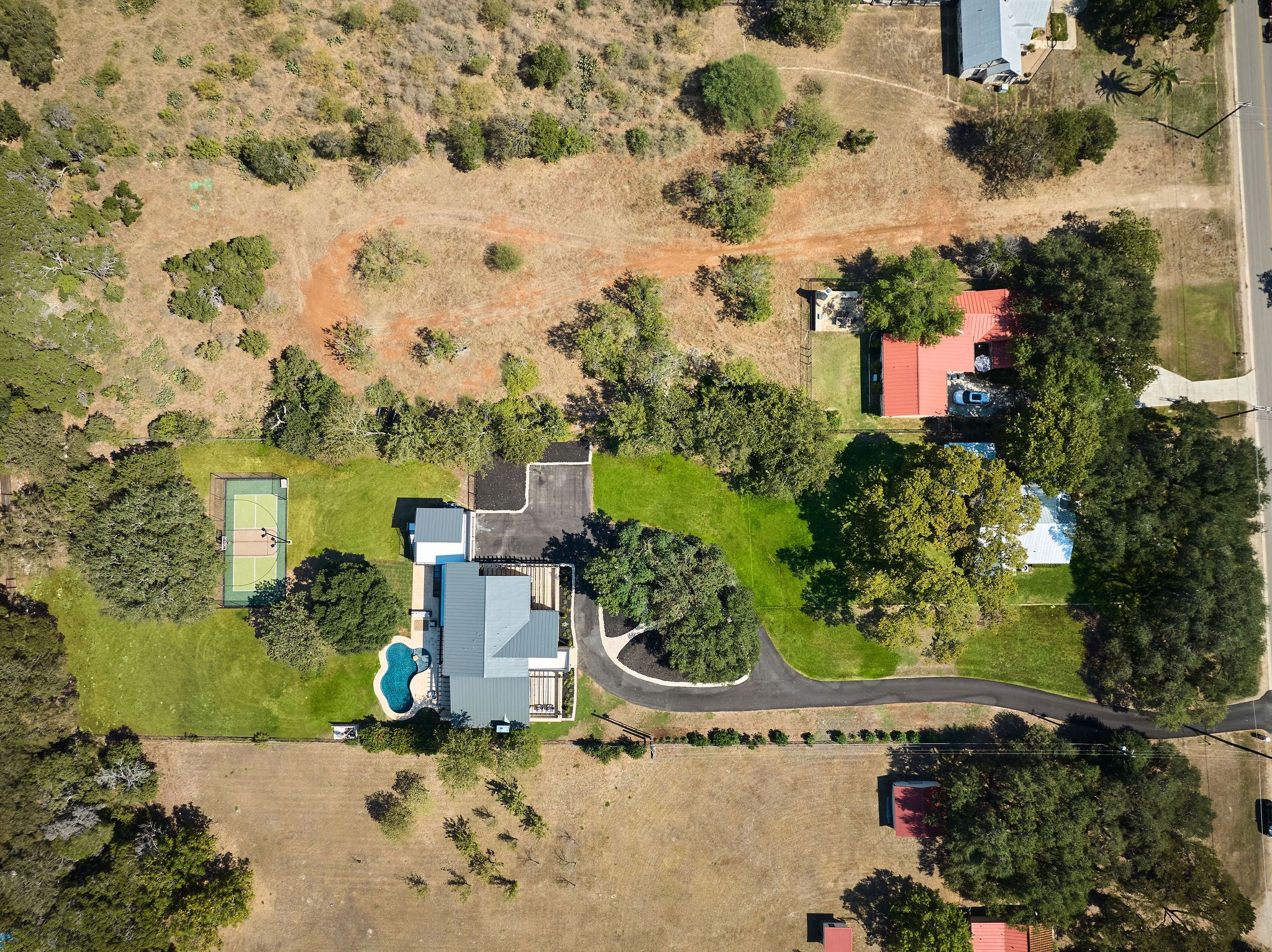 353 Lakeview Boulevard 