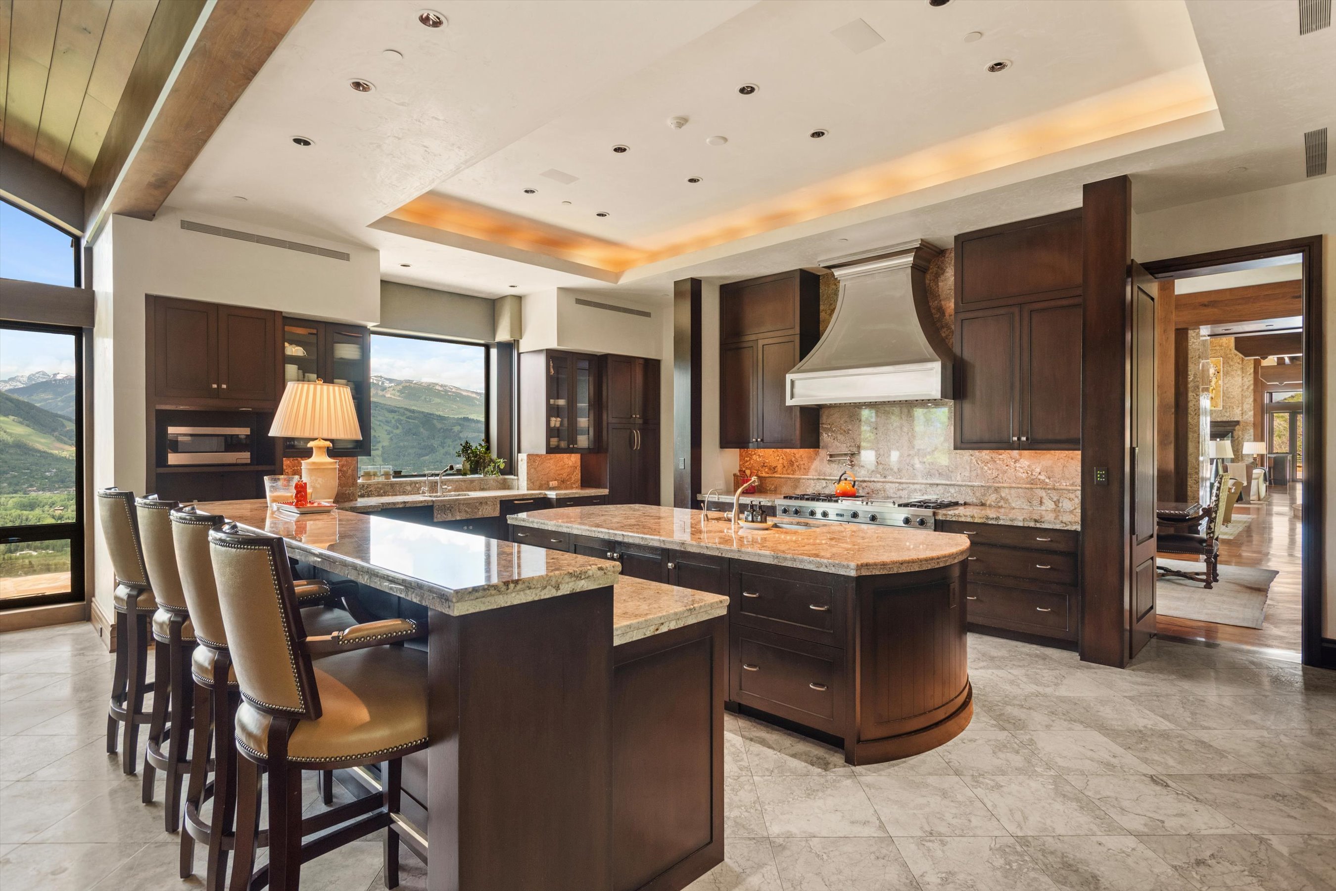 155 & 200 Sabin Drive 