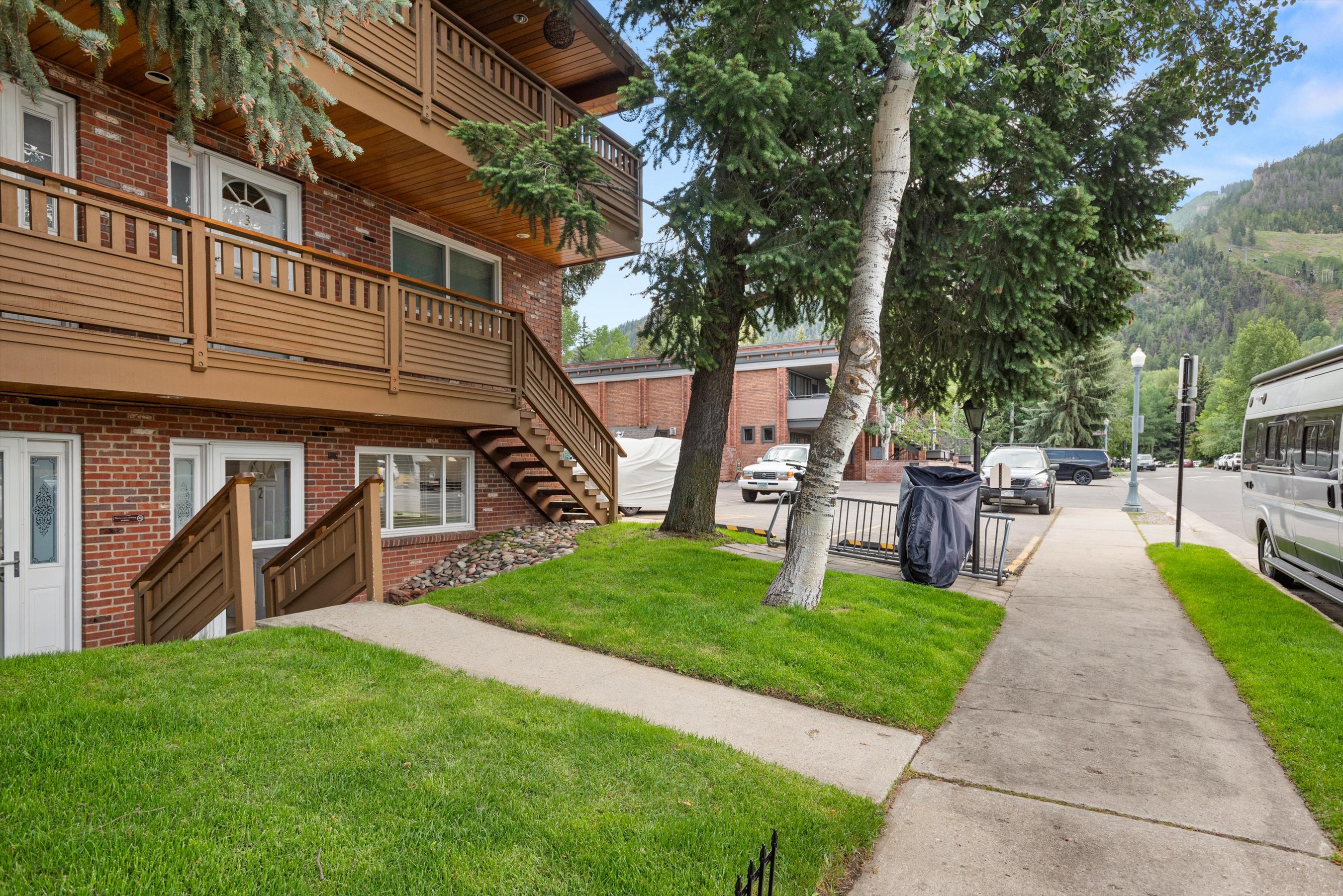 805 East Cooper Avenue #2 