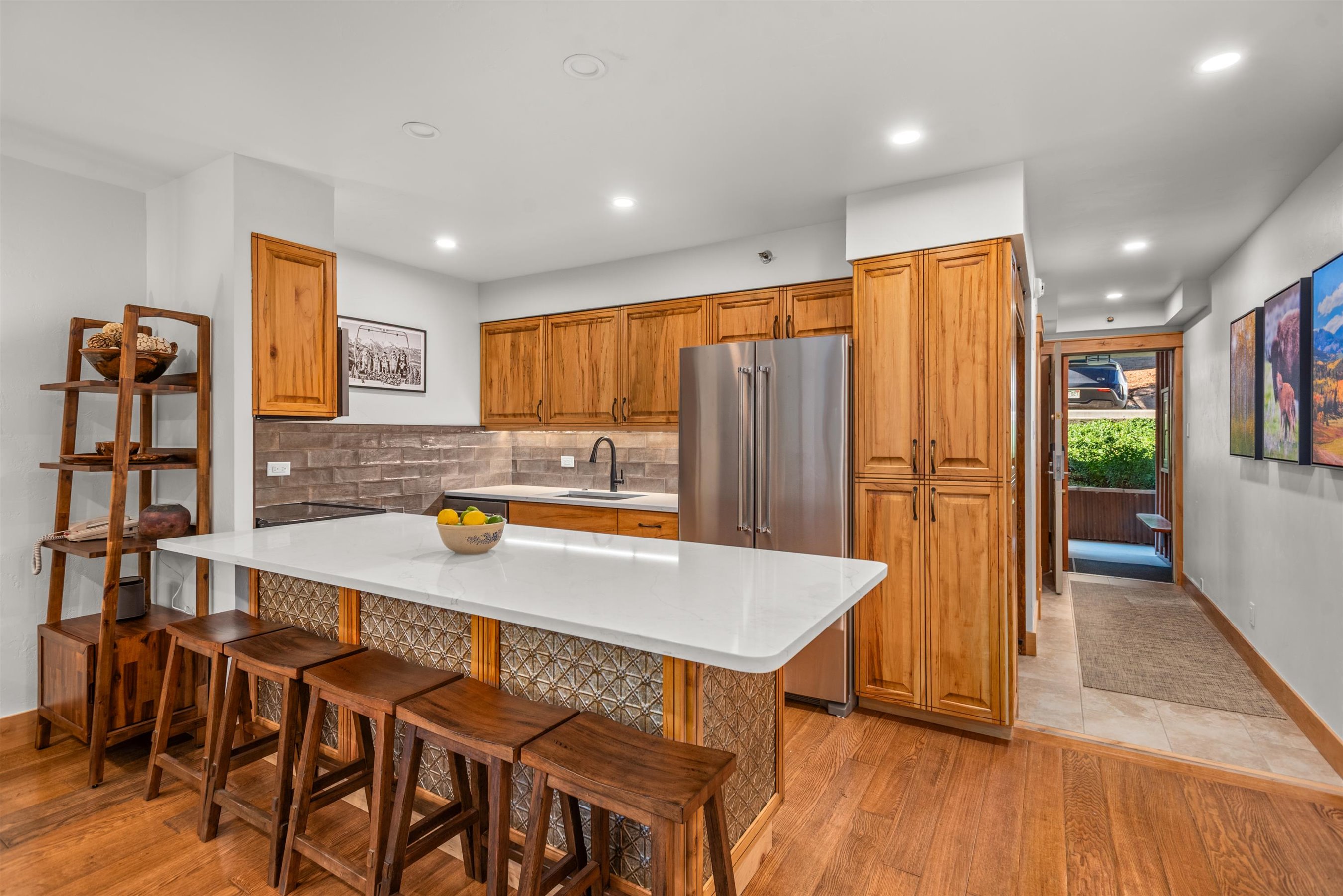 400 Wood Road, H-2113 