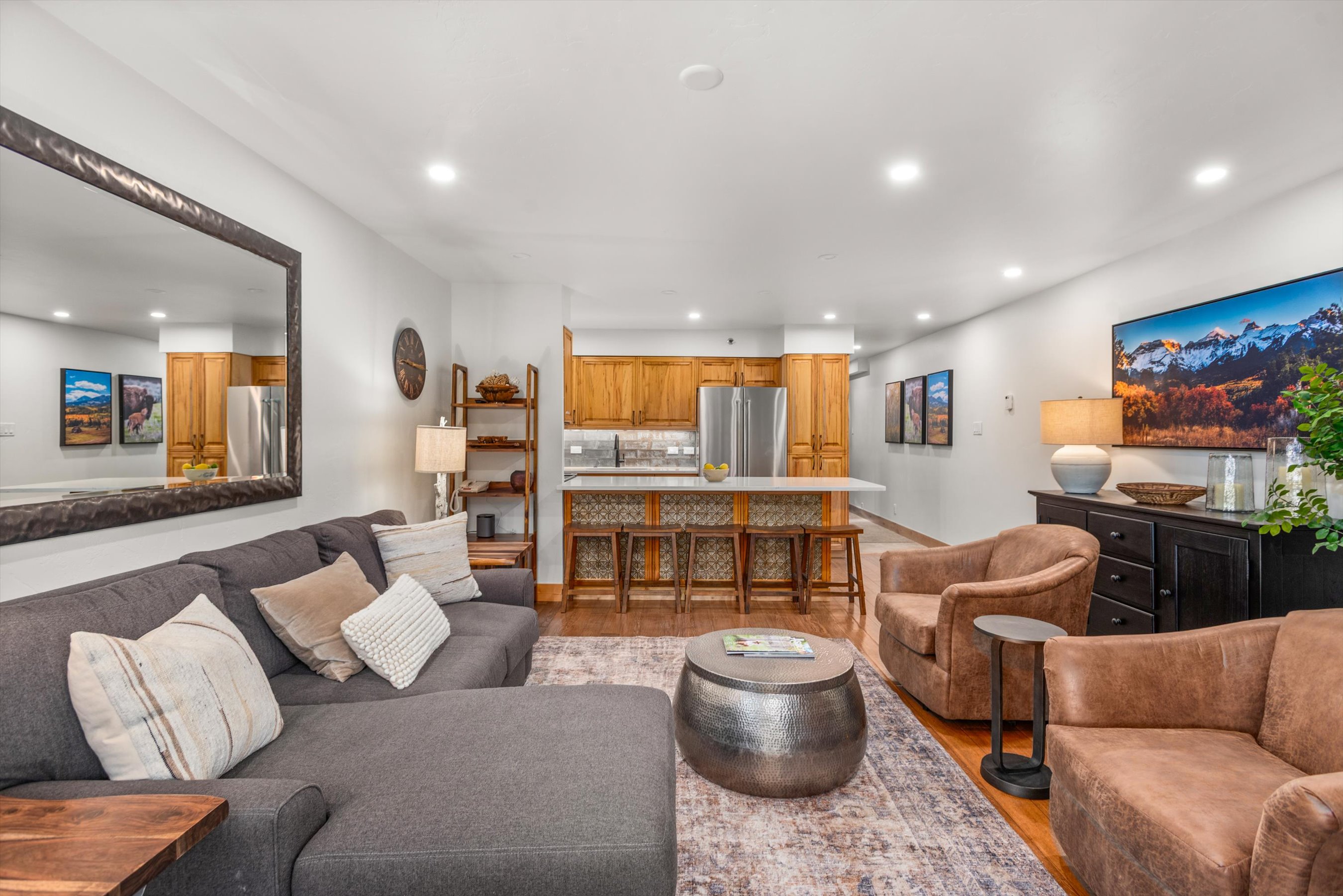 400 Wood Road, H-2113 