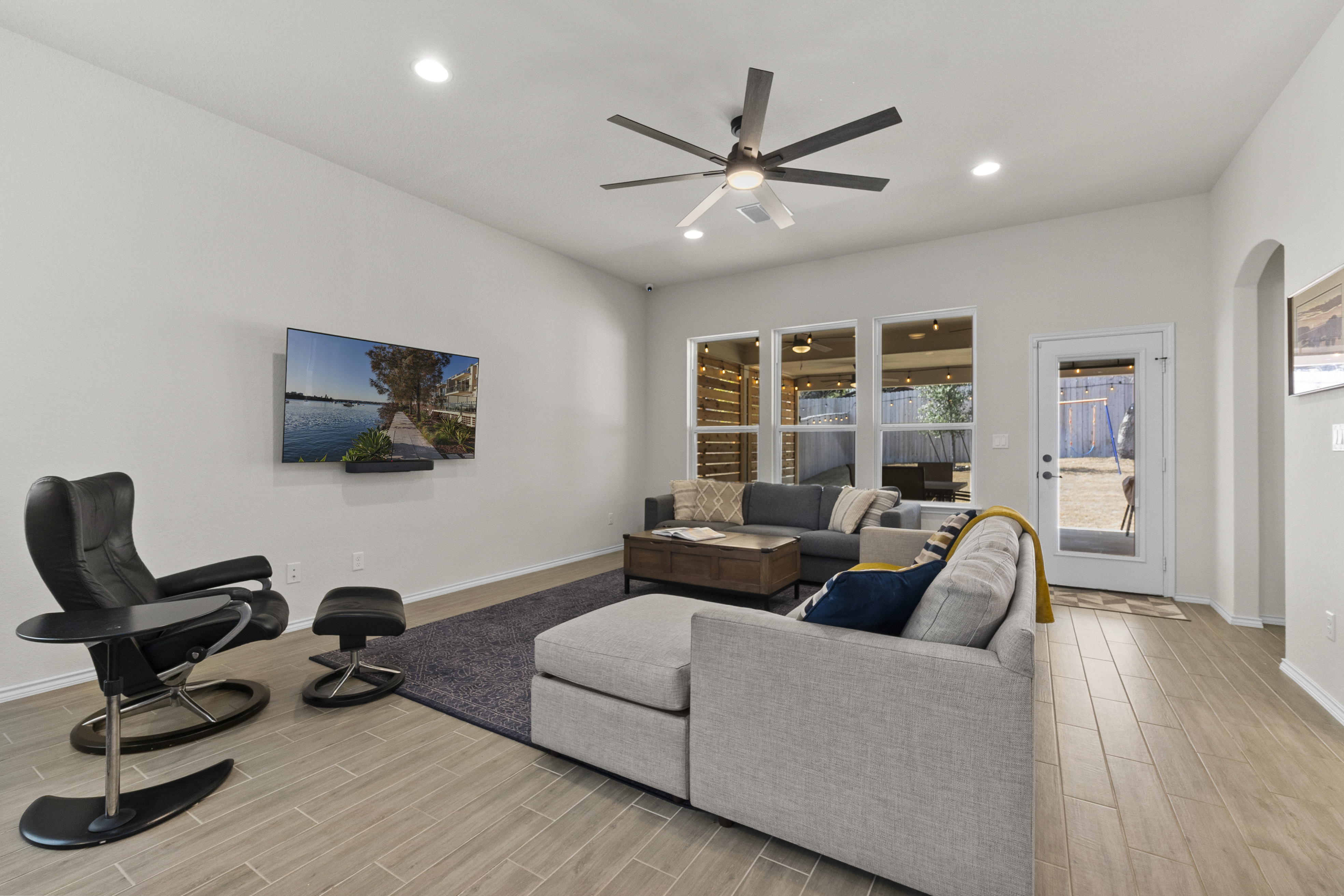 1711 Dalhart 