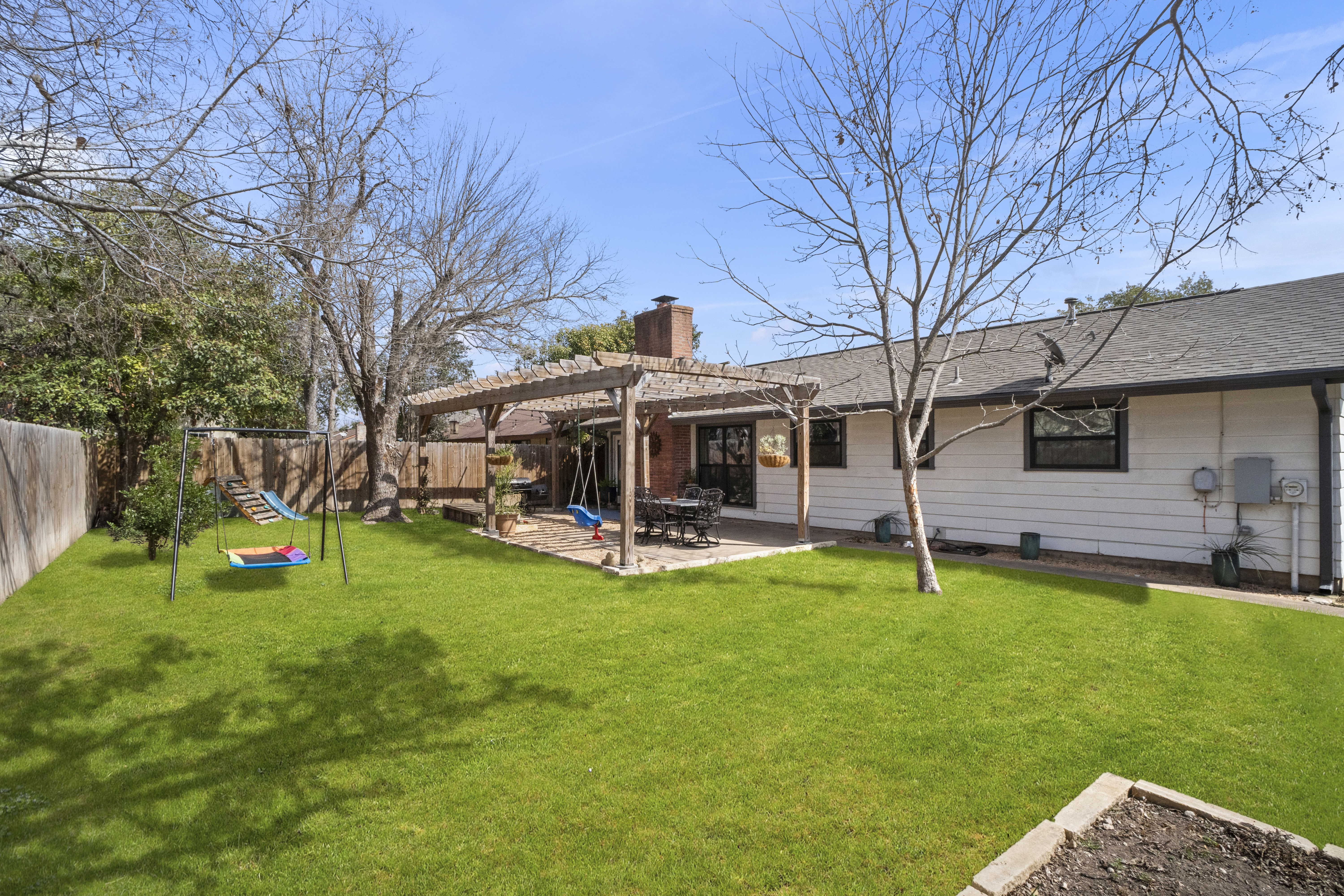 6510 Sunstrip Drive 