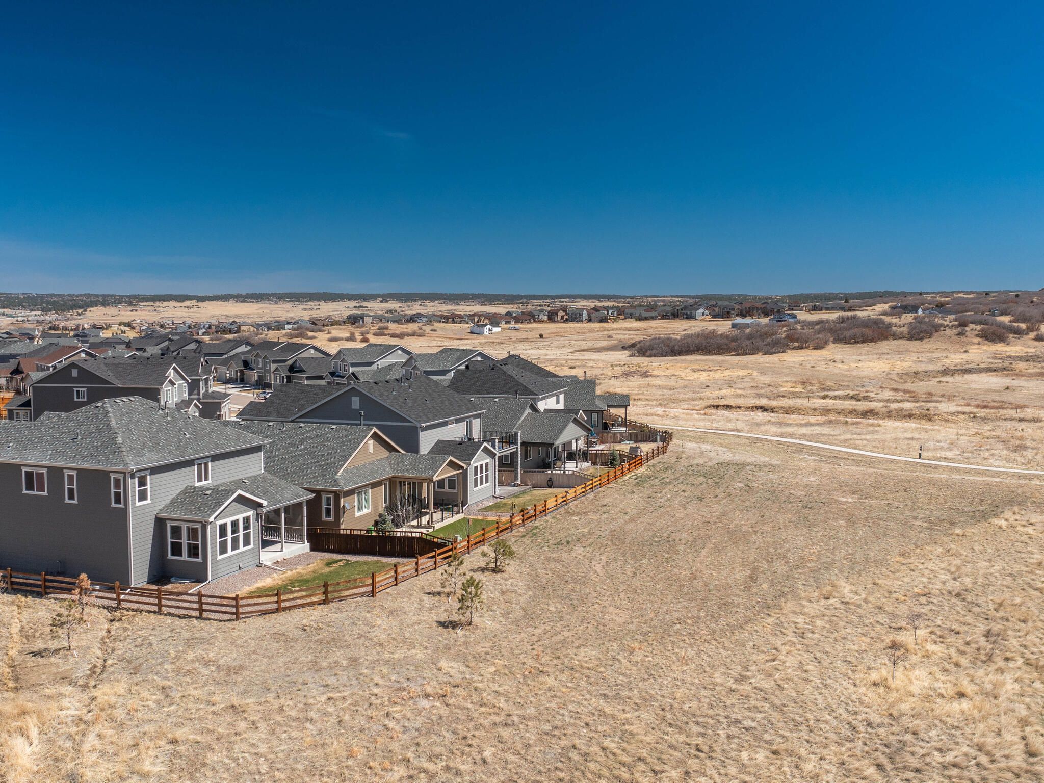 6000 Leilani Lane 