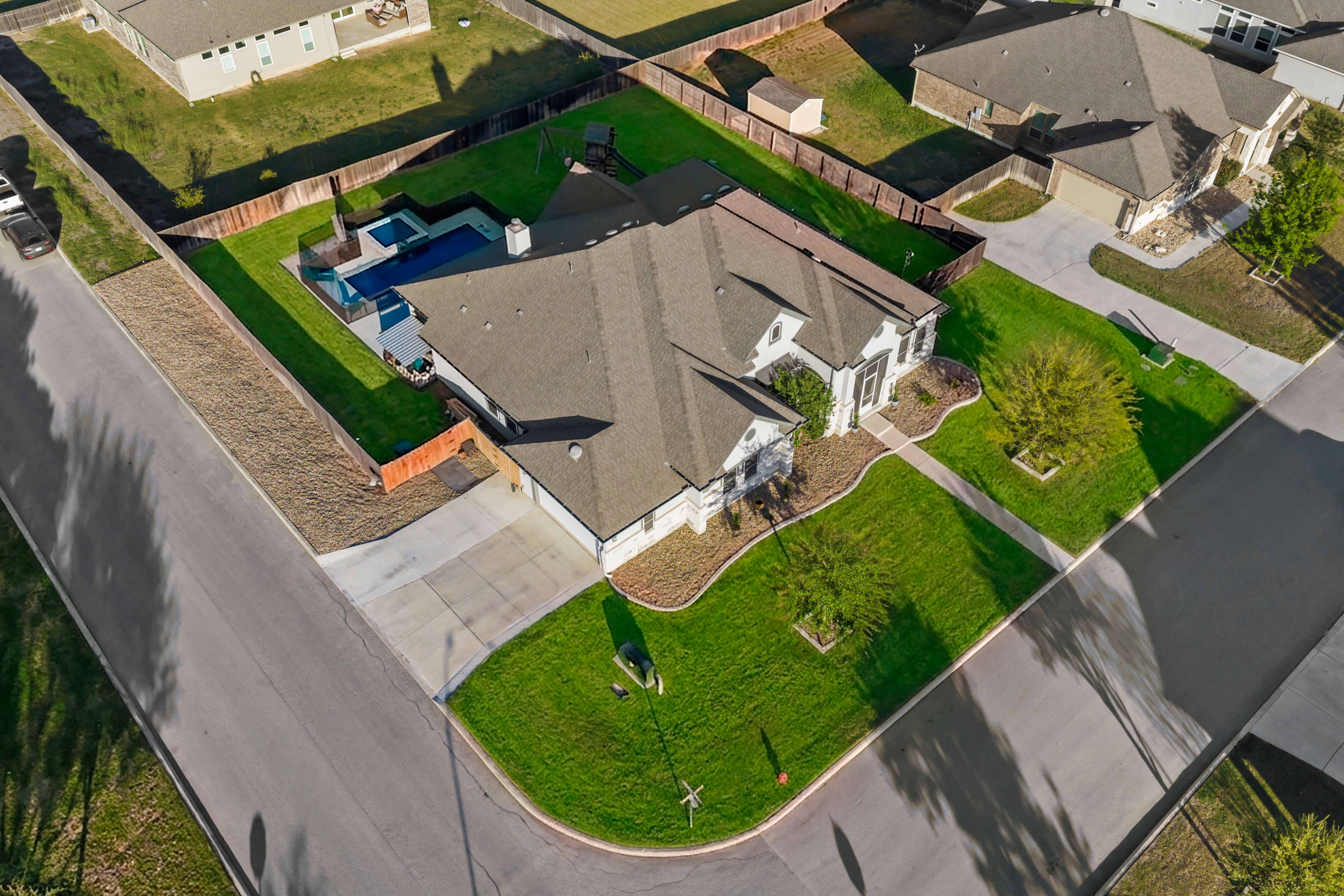 3235 Jasons Way 