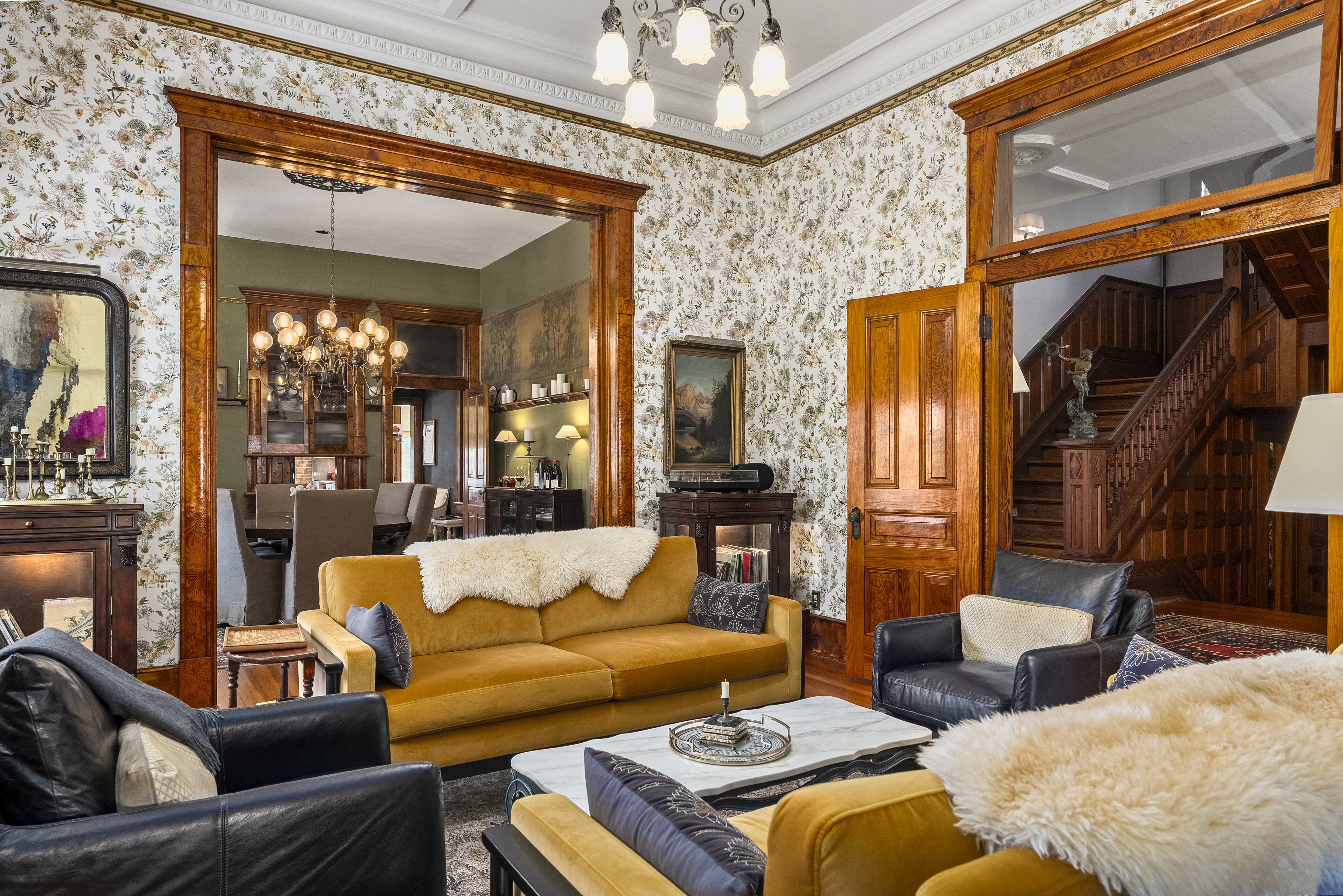372 Magazine Avenue 