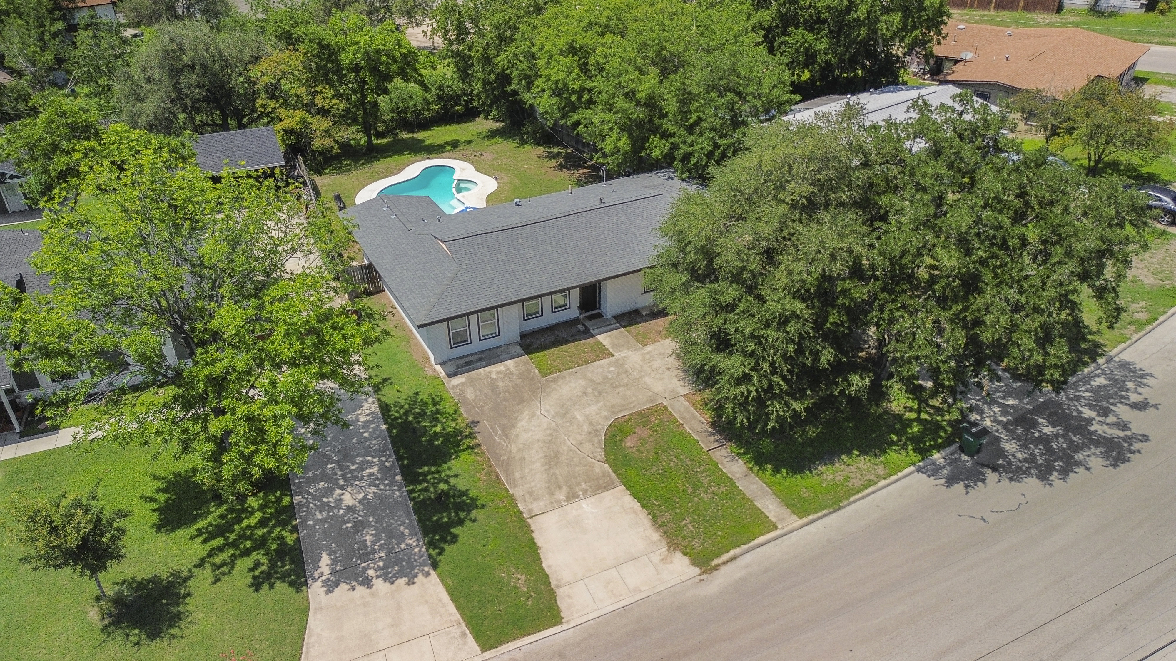 503 Pickwell Drive 
