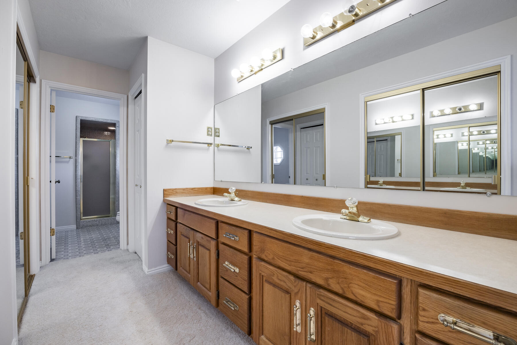6 E Pepperwood Drive 