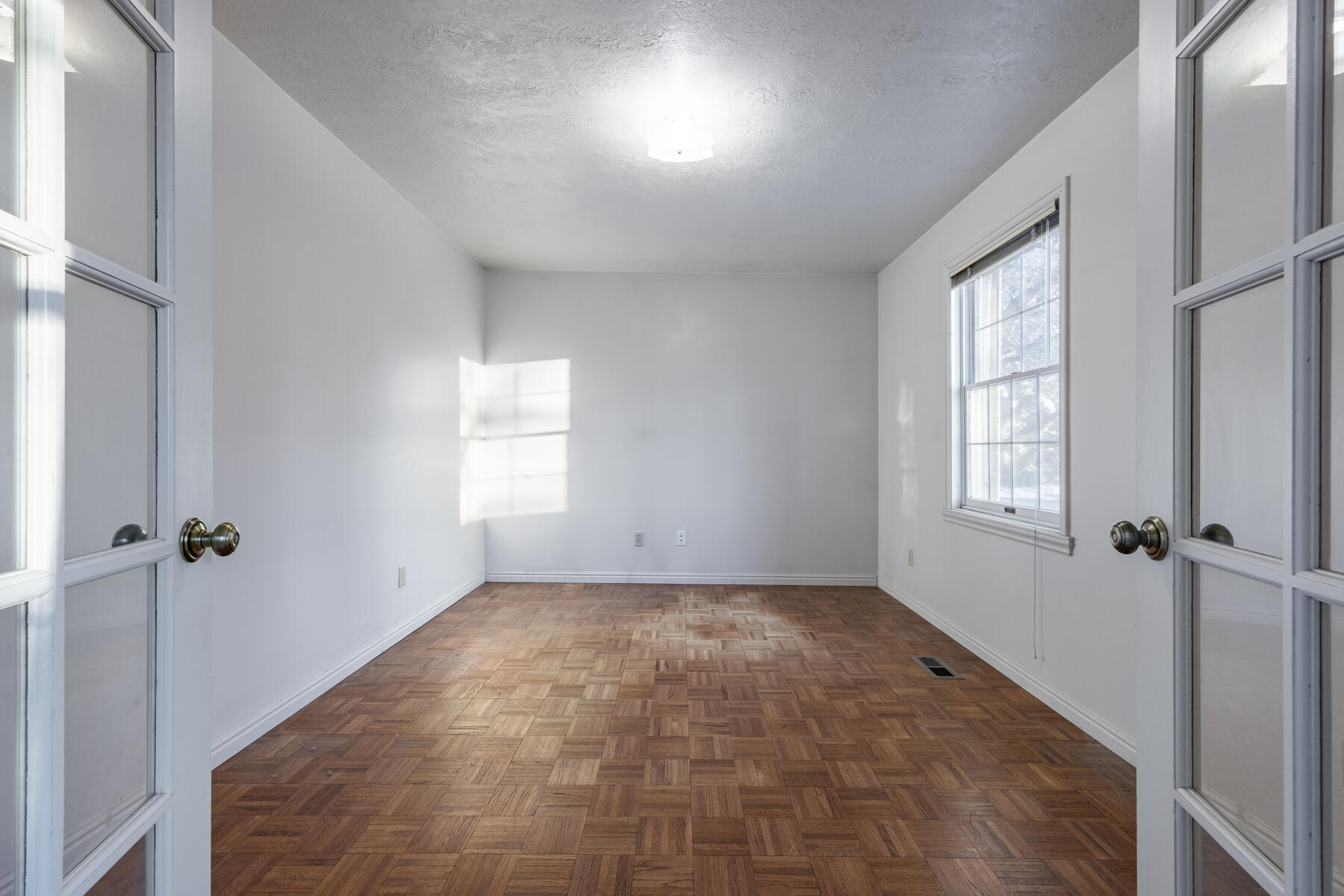 6 E Pepperwood Drive 