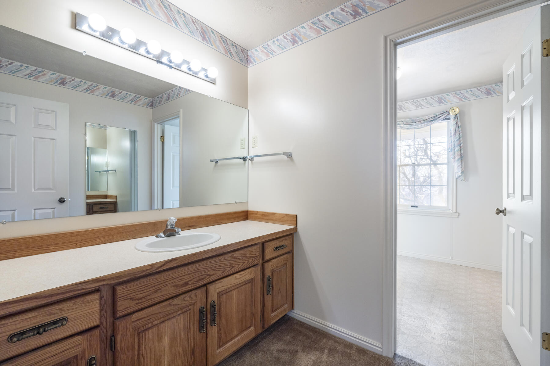 6 E Pepperwood Drive 