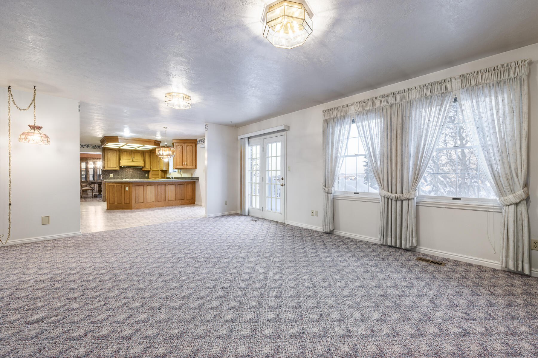 6 E Pepperwood Drive 